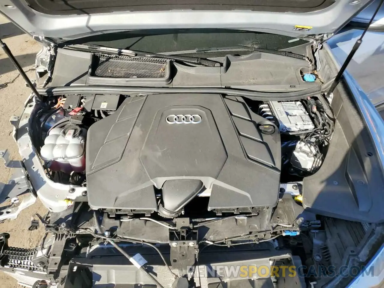 11 fotografías del automóvil dañado WA1FVBF11ND034739 AUDI Q8 2022