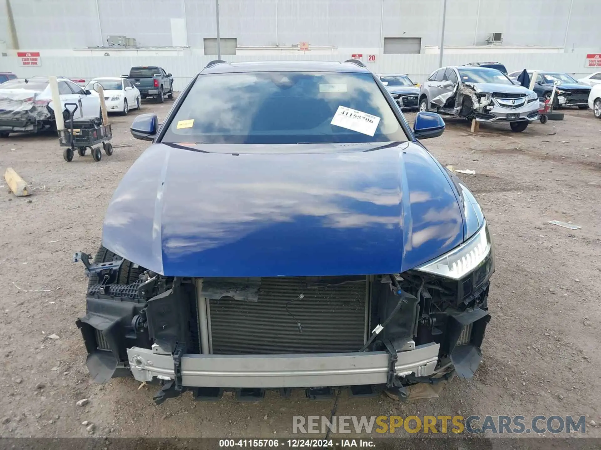 13 fotografías del automóvil dañado WA1FVBF14ND027851 AUDI Q8 2022