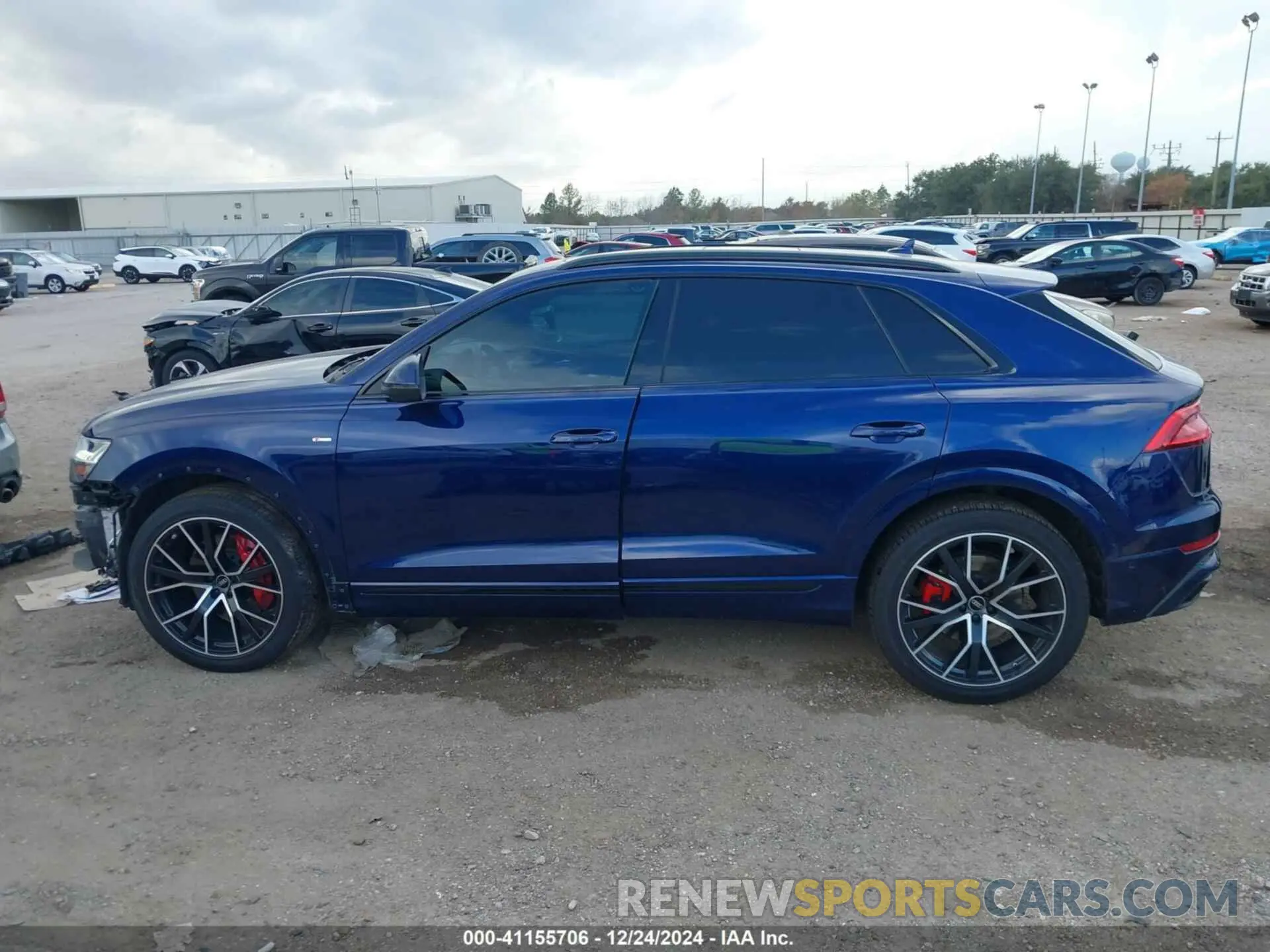 15 fotografías del automóvil dañado WA1FVBF14ND027851 AUDI Q8 2022