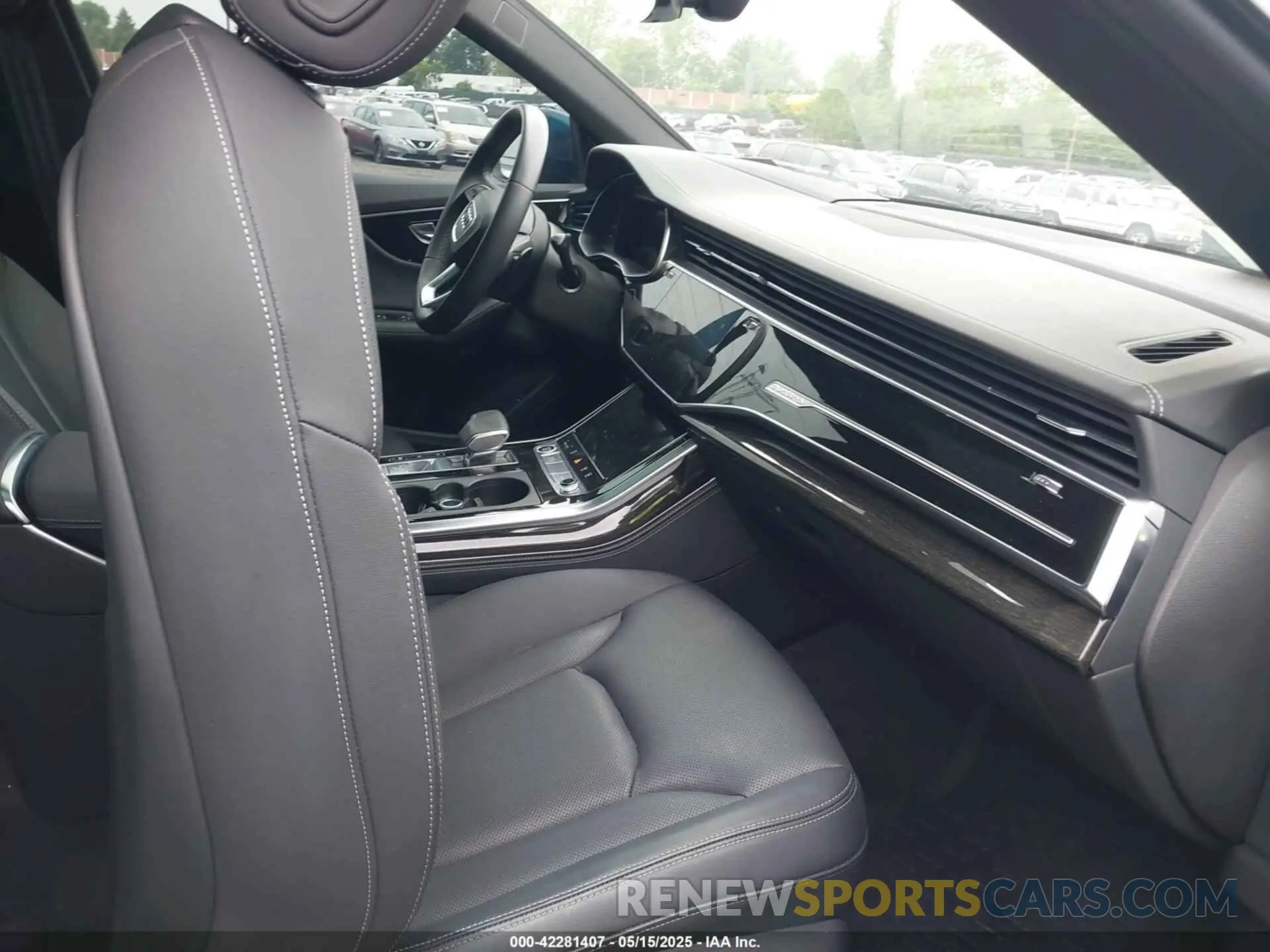 5 fotografías del automóvil dañado WA1FVBF18ND023396 AUDI Q8 2022