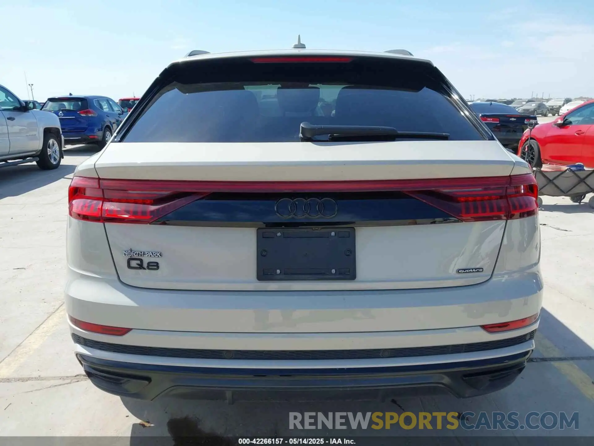 16 fotografías del automóvil dañado WA1FVBF19ND026016 AUDI Q8 2022