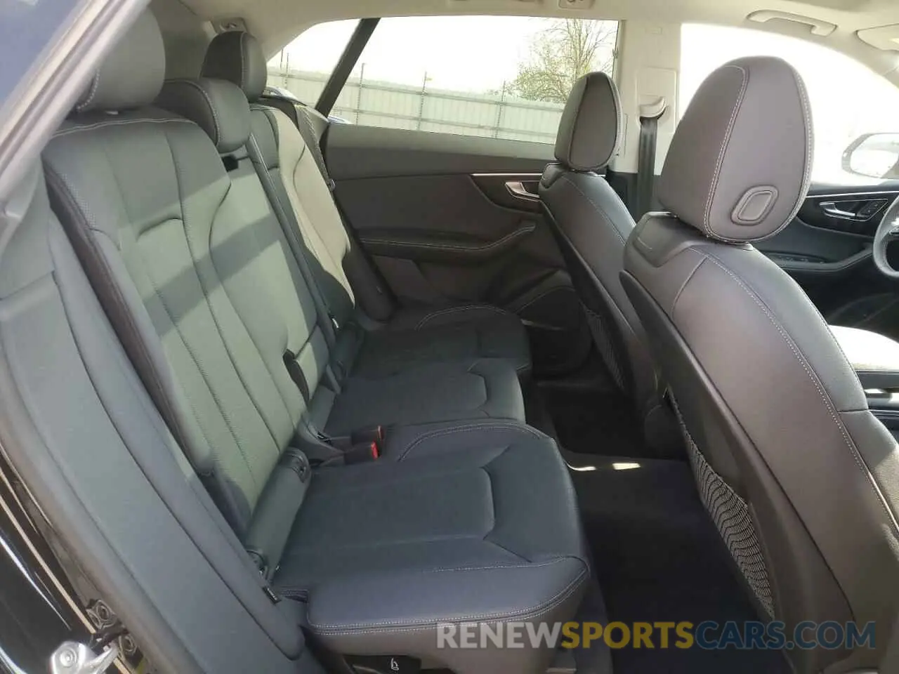 10 fotografías del automóvil dañado WA1BVBF1XPD032408 AUDI Q8 2023