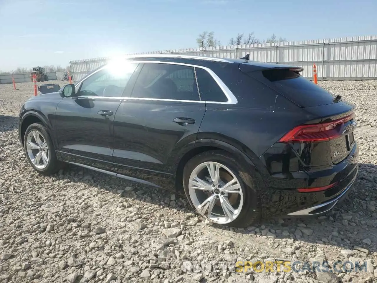 2 fotografías del automóvil dañado WA1BVBF1XPD032408 AUDI Q8 2023