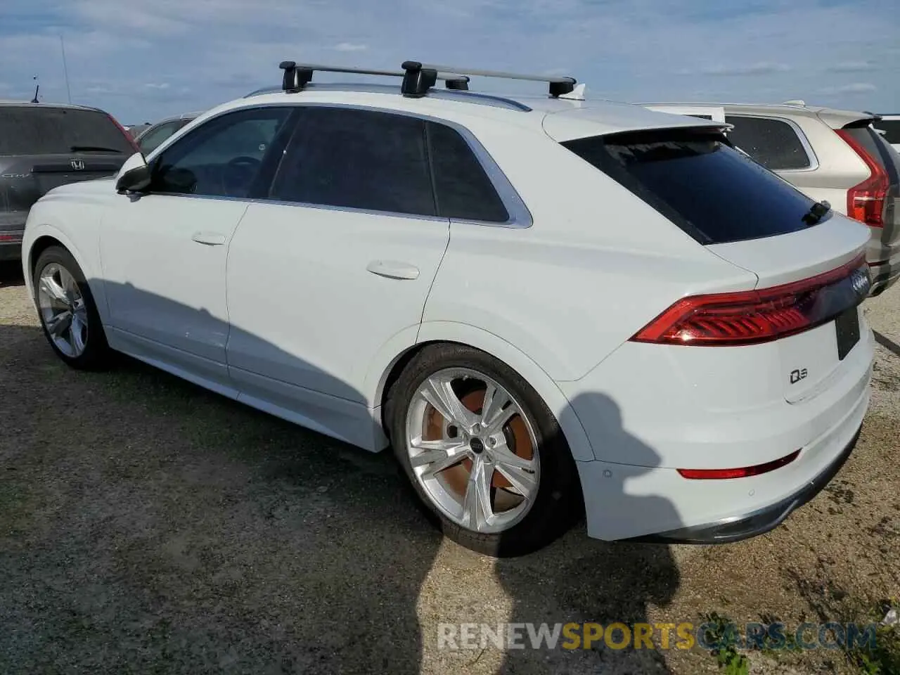 2 fotografías del automóvil dañado WA1CVBF14PD025099 AUDI Q8 2023