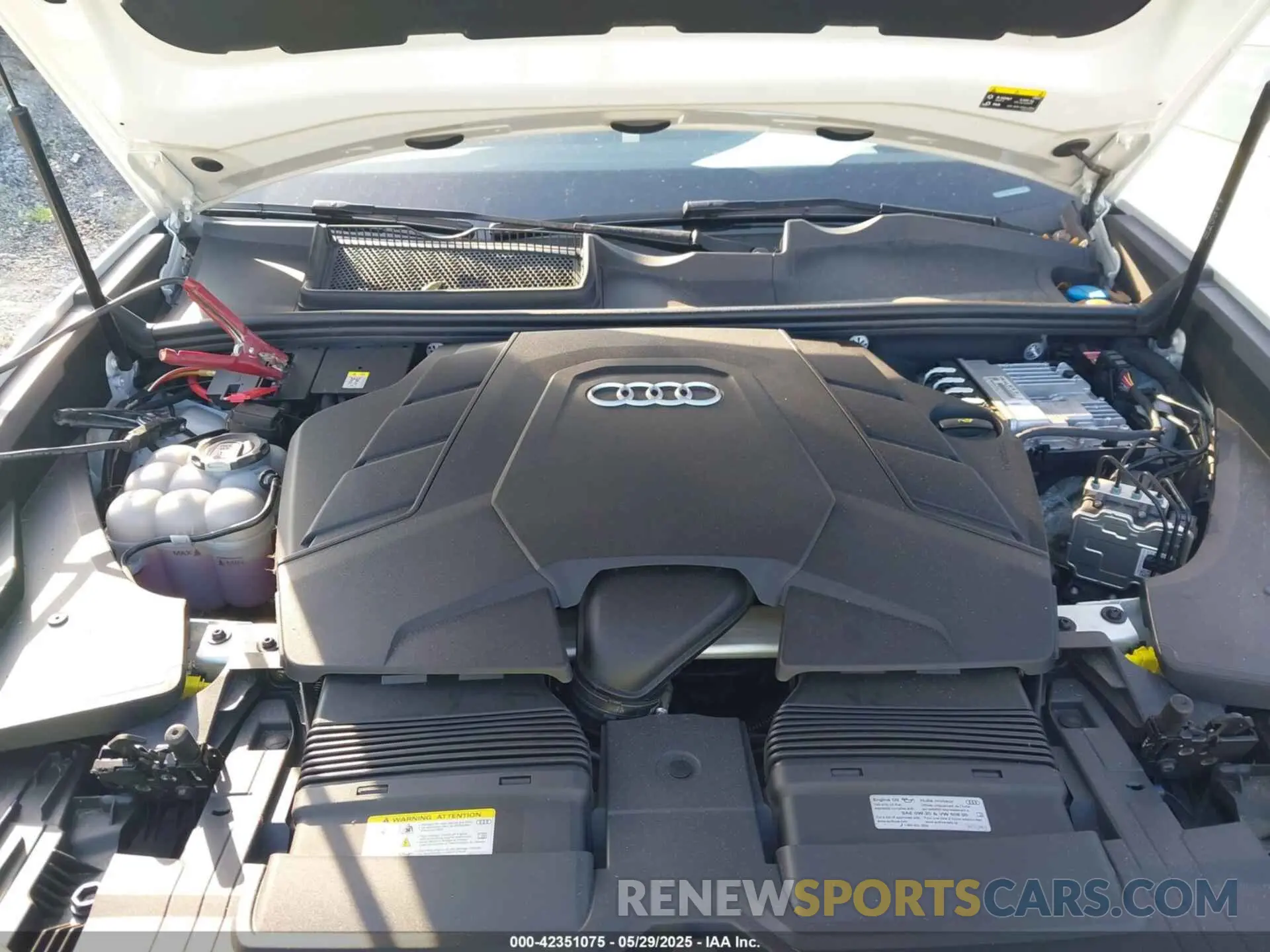 10 fotografías del automóvil dañado WA1CVBF18PD007608 AUDI Q8 2023