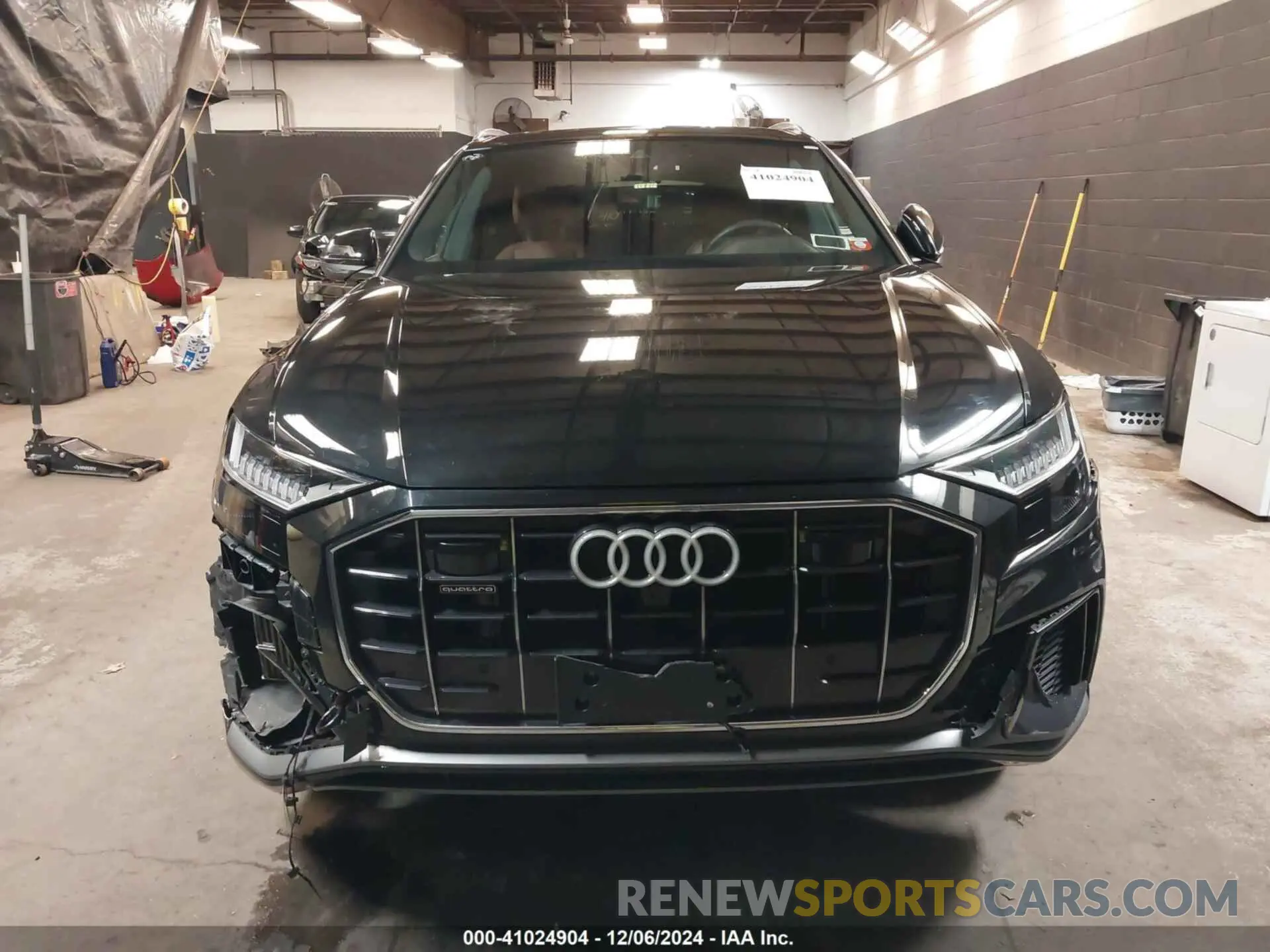 13 fotografías del automóvil dañado WA1EVBF16PD035173 AUDI Q8 2023