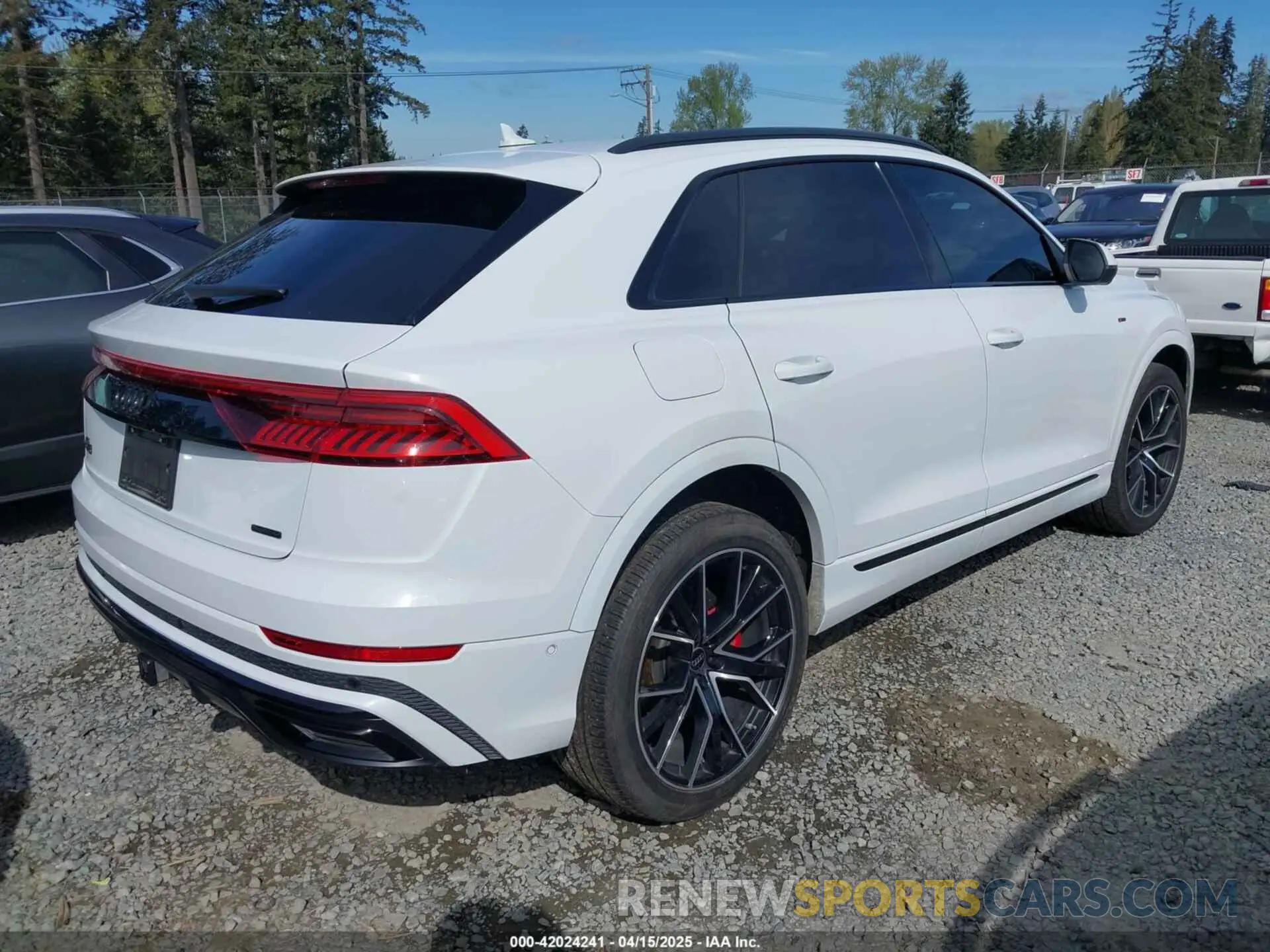 4 fotografías del automóvil dañado WA1EVBF17PD021816 AUDI Q8 2023