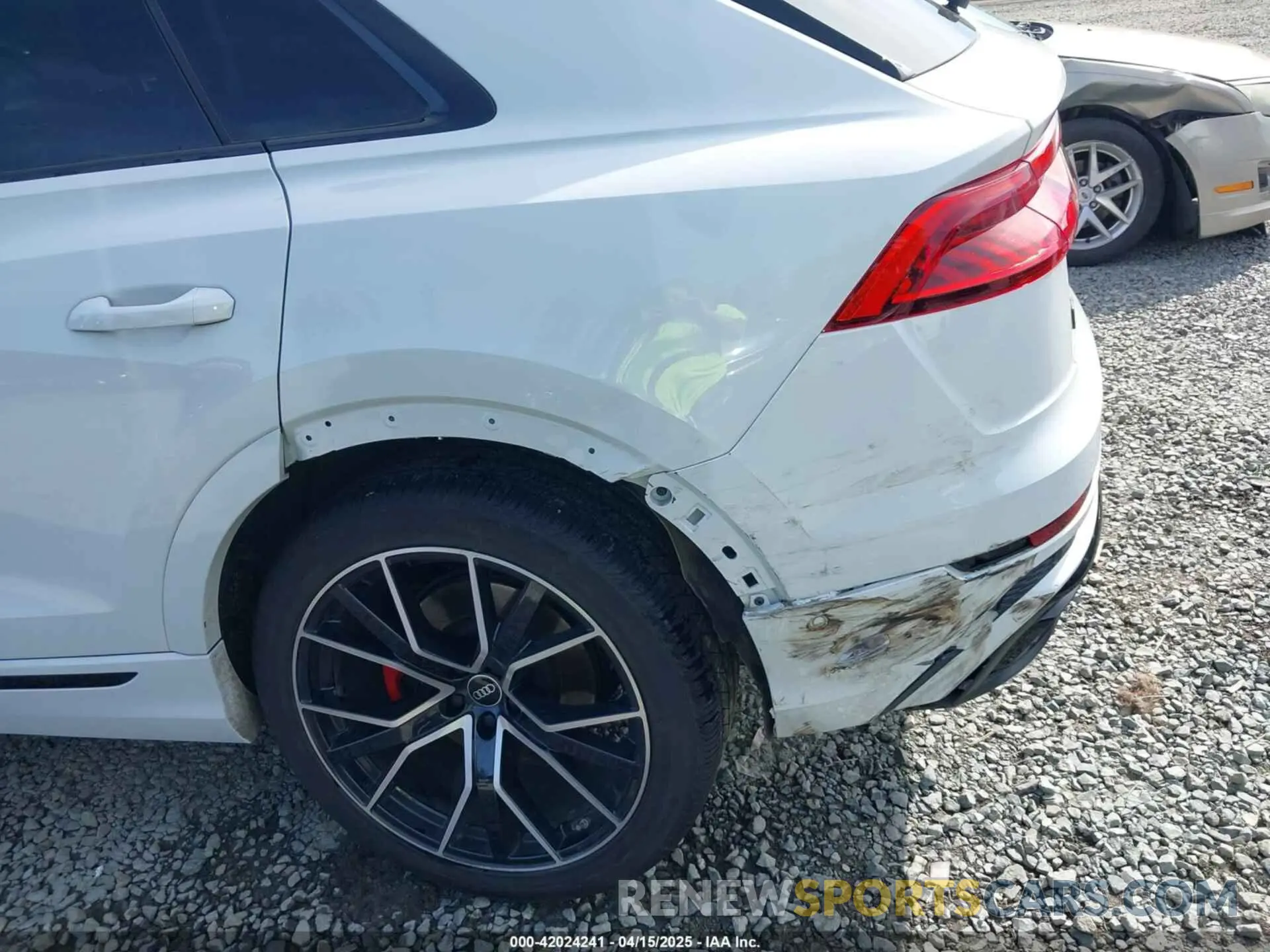 6 fotografías del automóvil dañado WA1EVBF17PD021816 AUDI Q8 2023