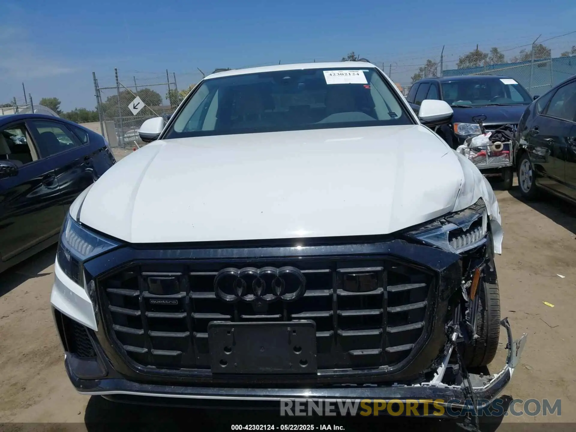 12 fotografías del automóvil dañado WA1EVBF19PD011451 AUDI Q8 2023