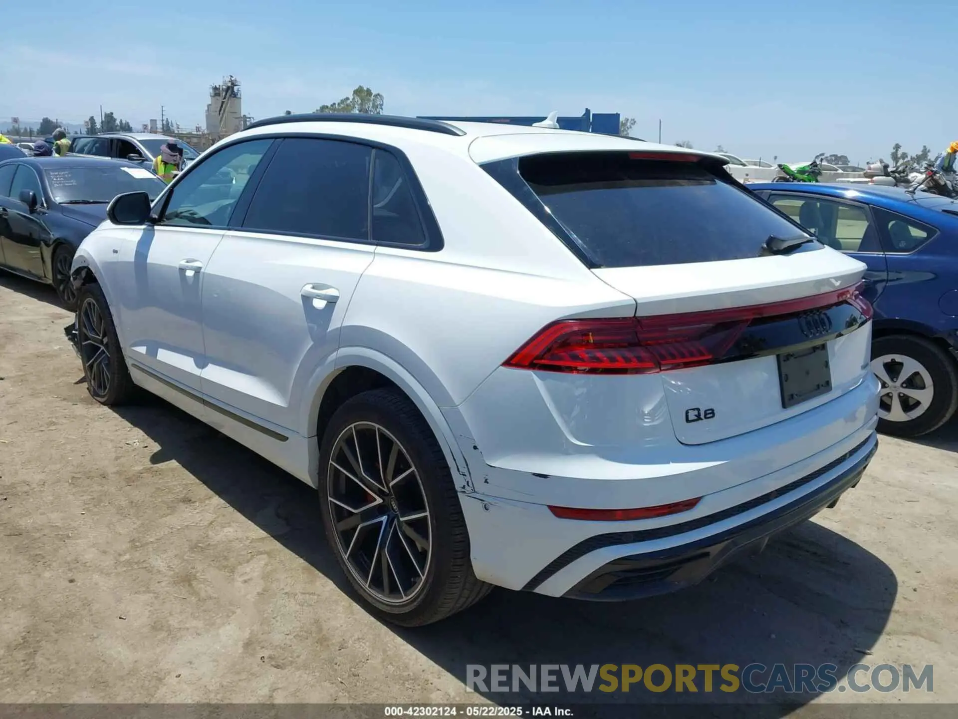 3 fotografías del automóvil dañado WA1EVBF19PD011451 AUDI Q8 2023