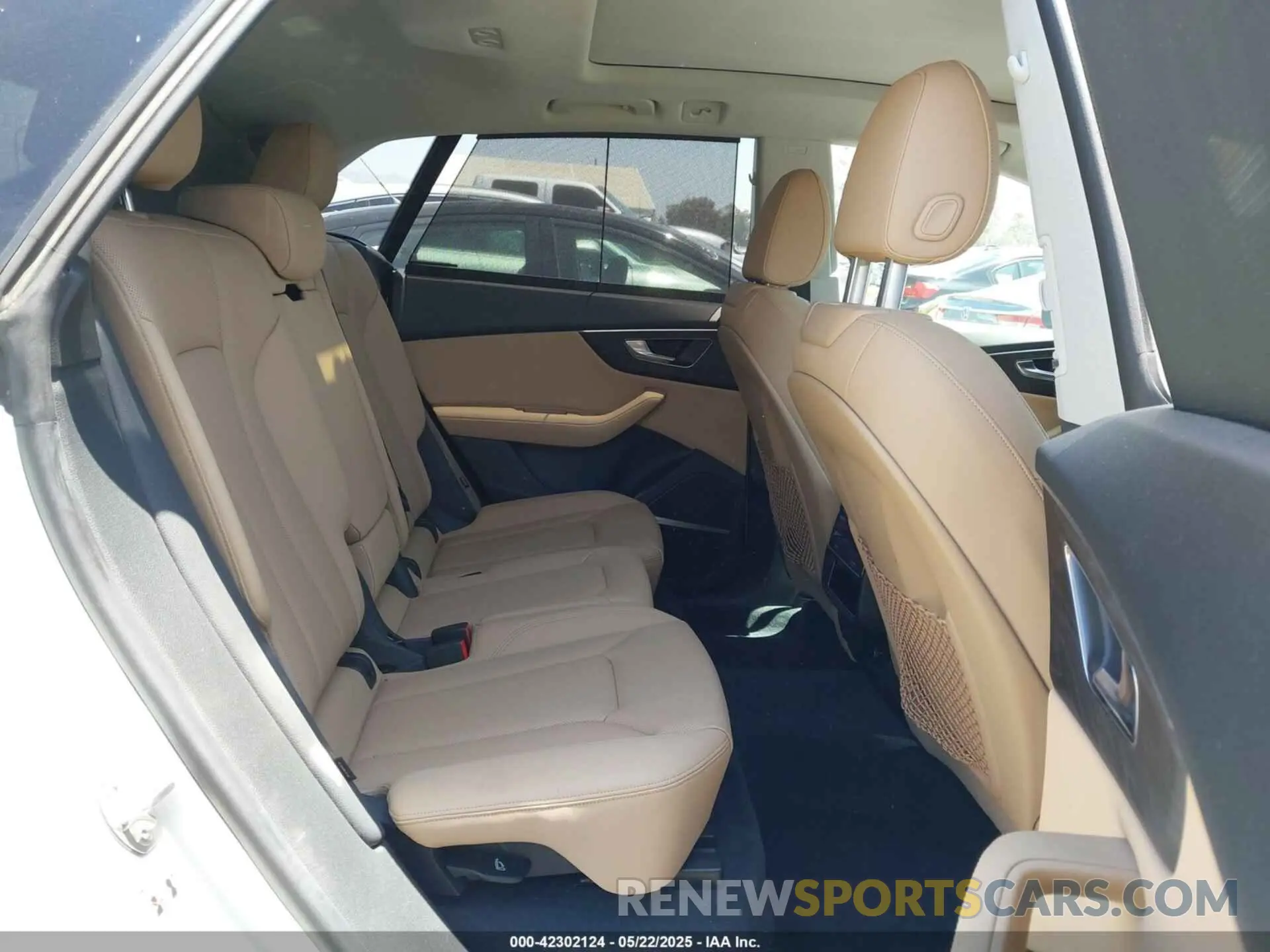 8 fotografías del automóvil dañado WA1EVBF19PD011451 AUDI Q8 2023