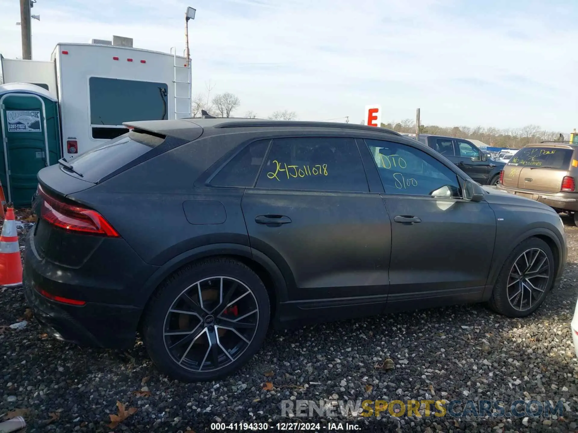 13 fotografías del automóvil dañado WA1FVBF13PD030372 AUDI Q8 2023