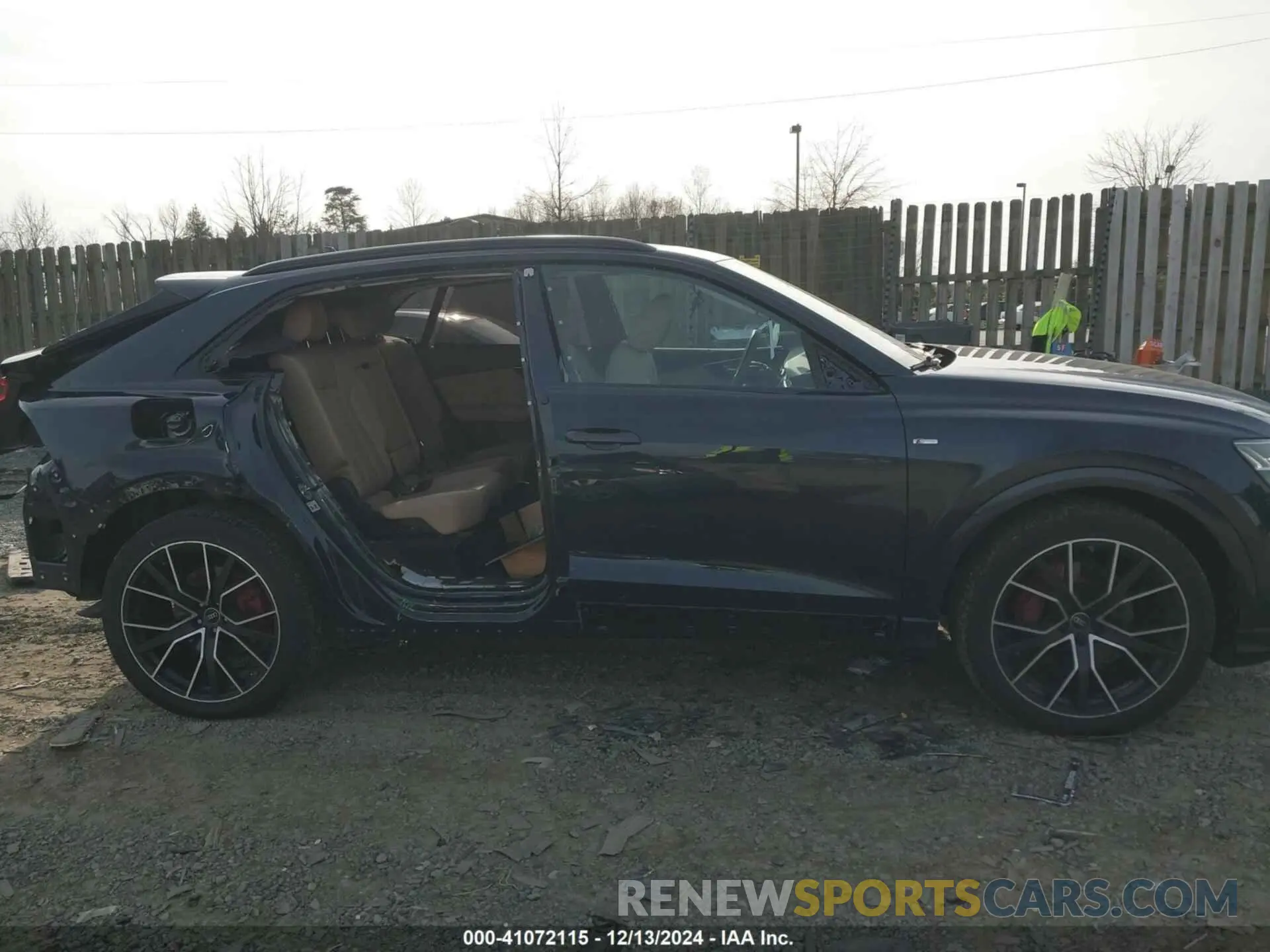 14 fotografías del automóvil dañado WA1FVBF15PD033399 AUDI Q8 2023