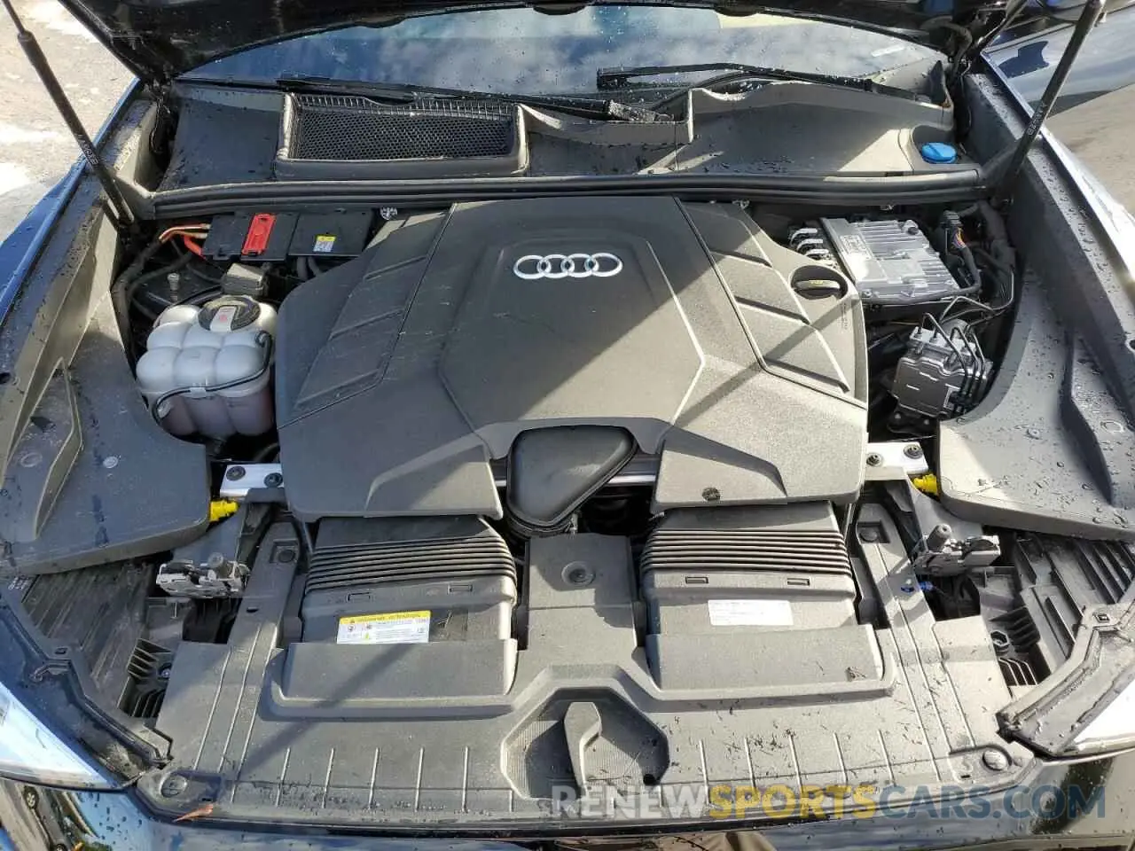 12 fotografías del automóvil dañado WA1FVBF18PD043893 AUDI Q8 2023