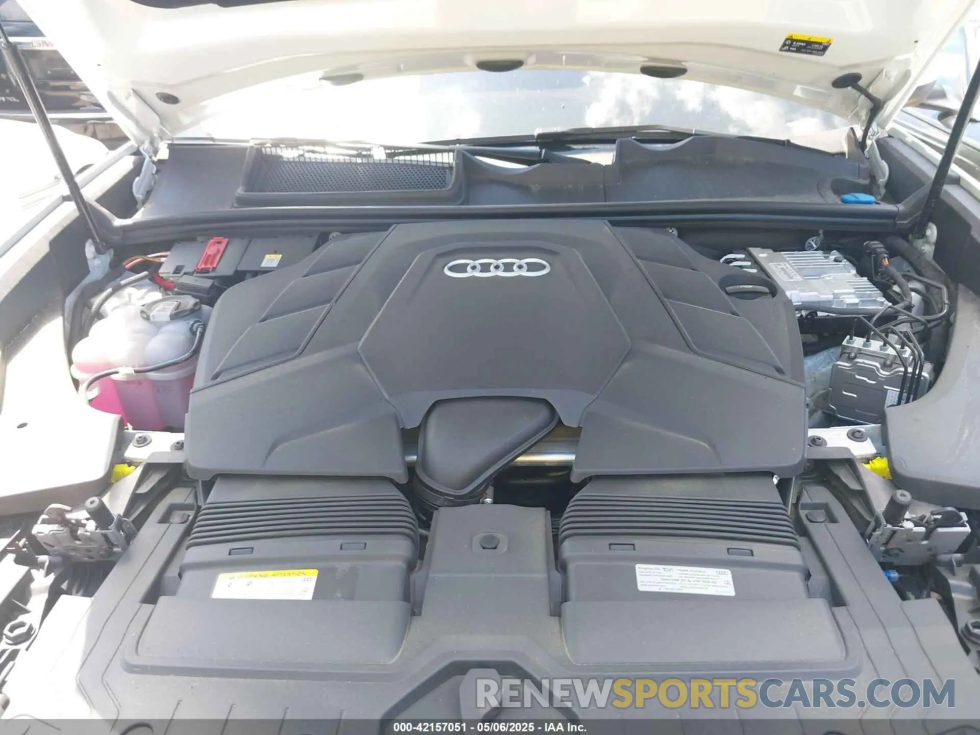 10 fotografías del automóvil dañado WA1AVBF14RD019622 AUDI Q8 2024