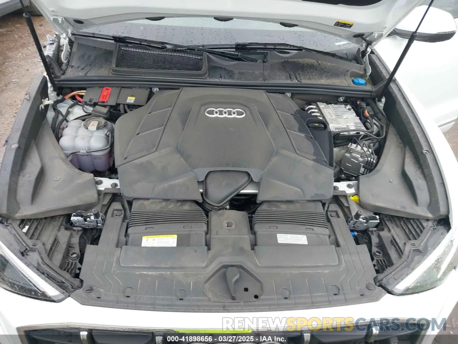 10 fotografías del automóvil dañado WA1BVBF12RD003584 AUDI Q8 2024