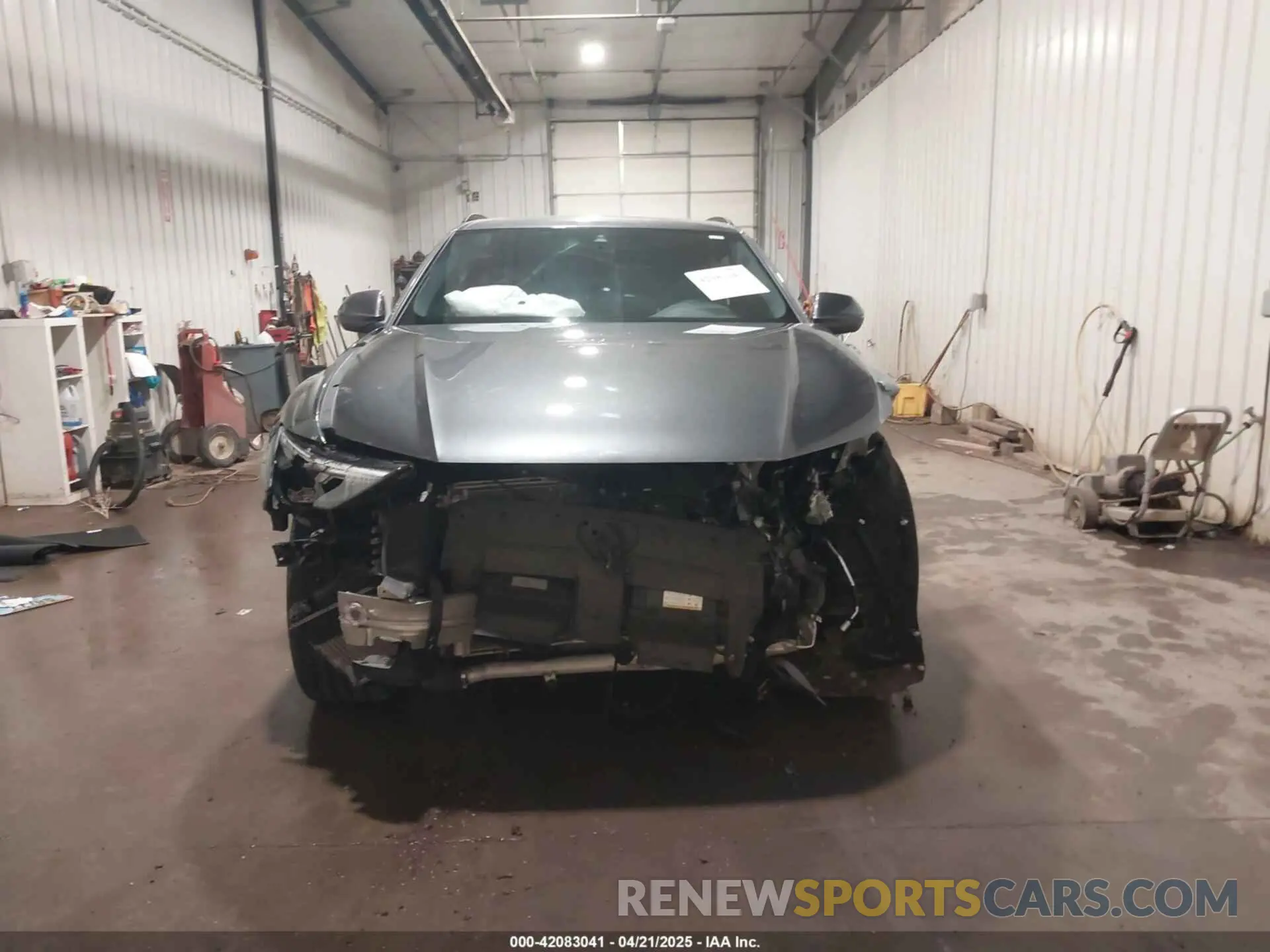 12 fotografías del automóvil dañado WA1EVBF12RD010273 AUDI Q8 2024