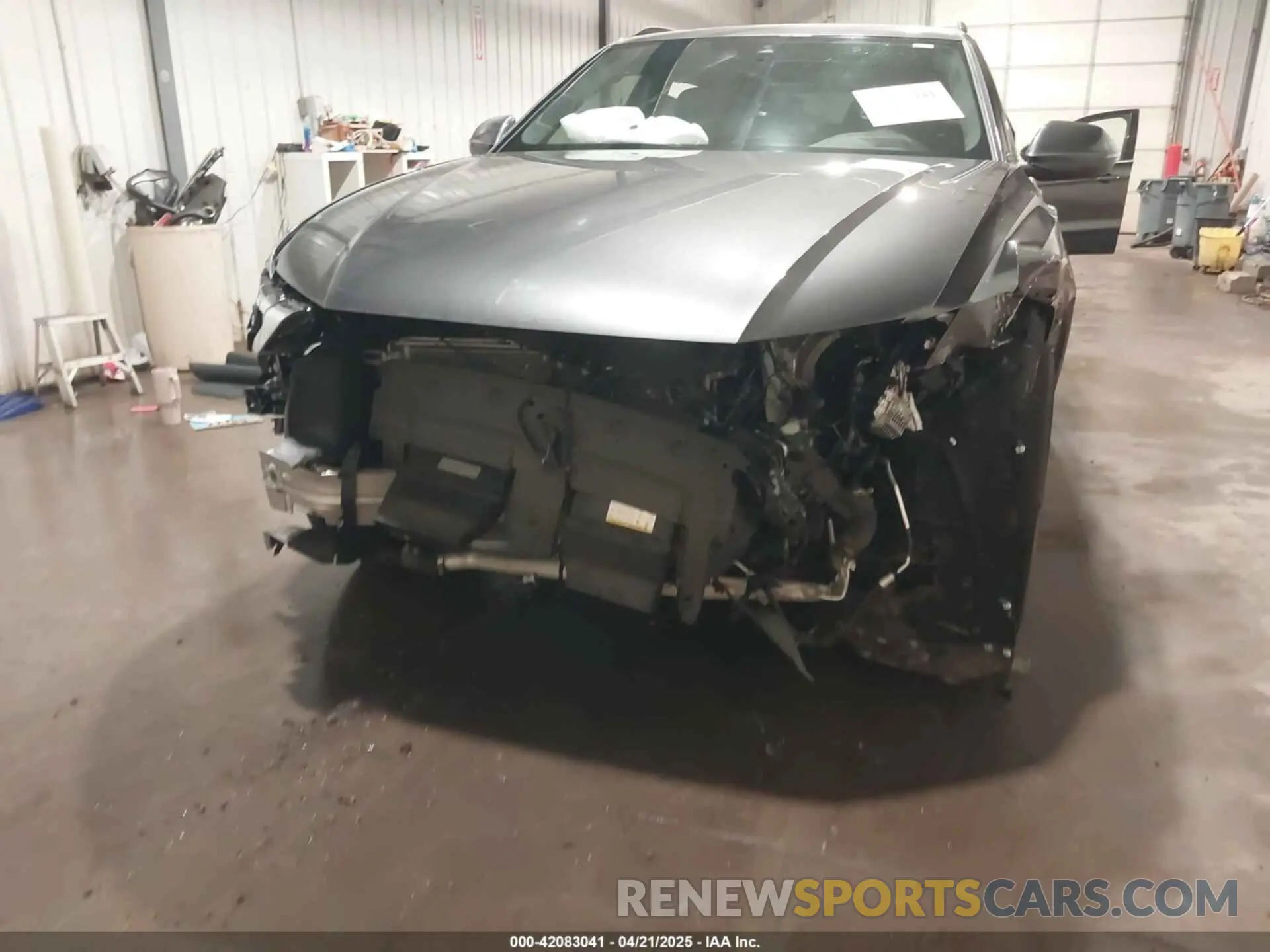 6 fotografías del automóvil dañado WA1EVBF12RD010273 AUDI Q8 2024