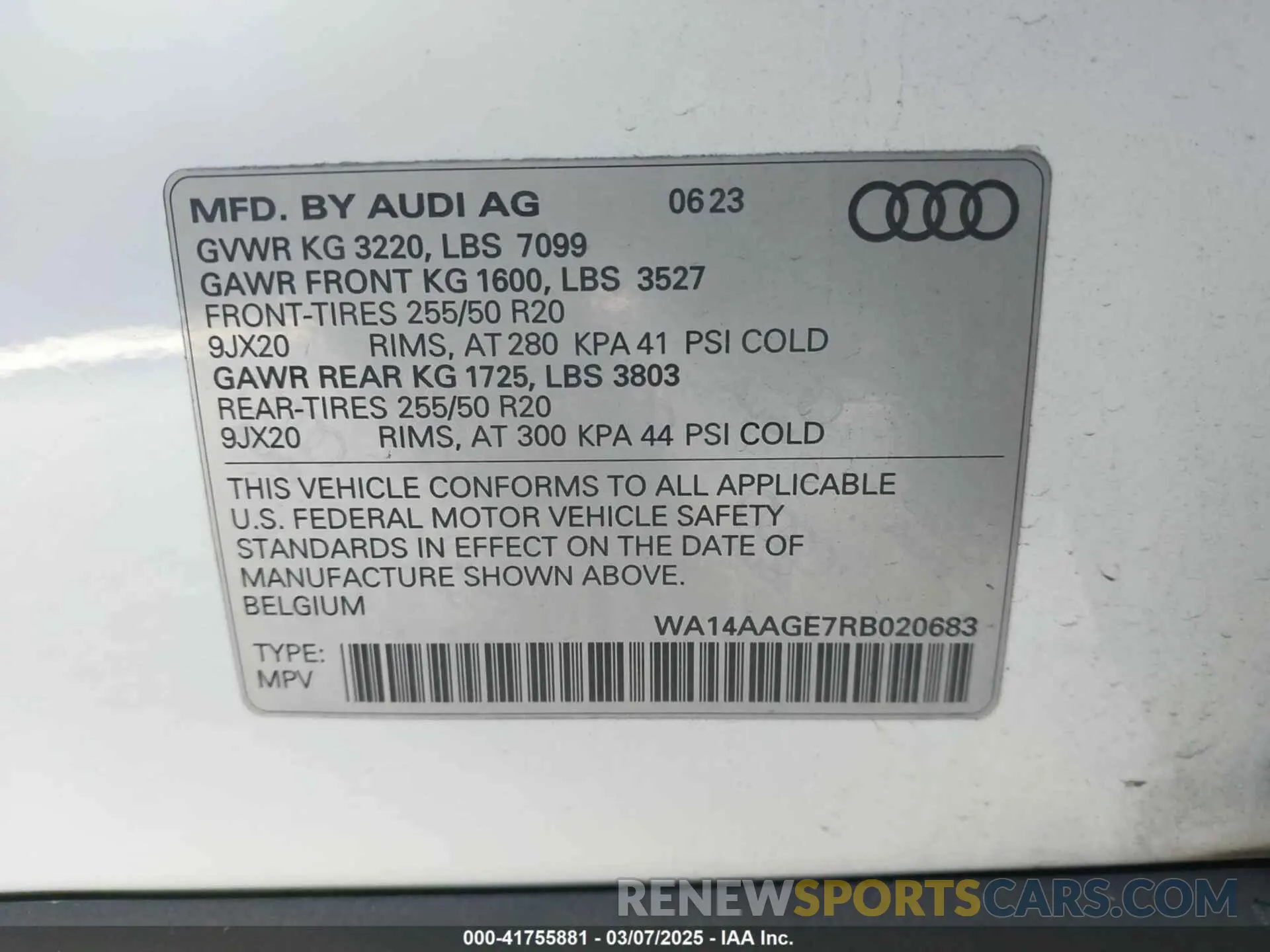 9 fotografías del automóvil dañado WA14AAGE7RB020683 AUDI Q8 E-TRON 2024
