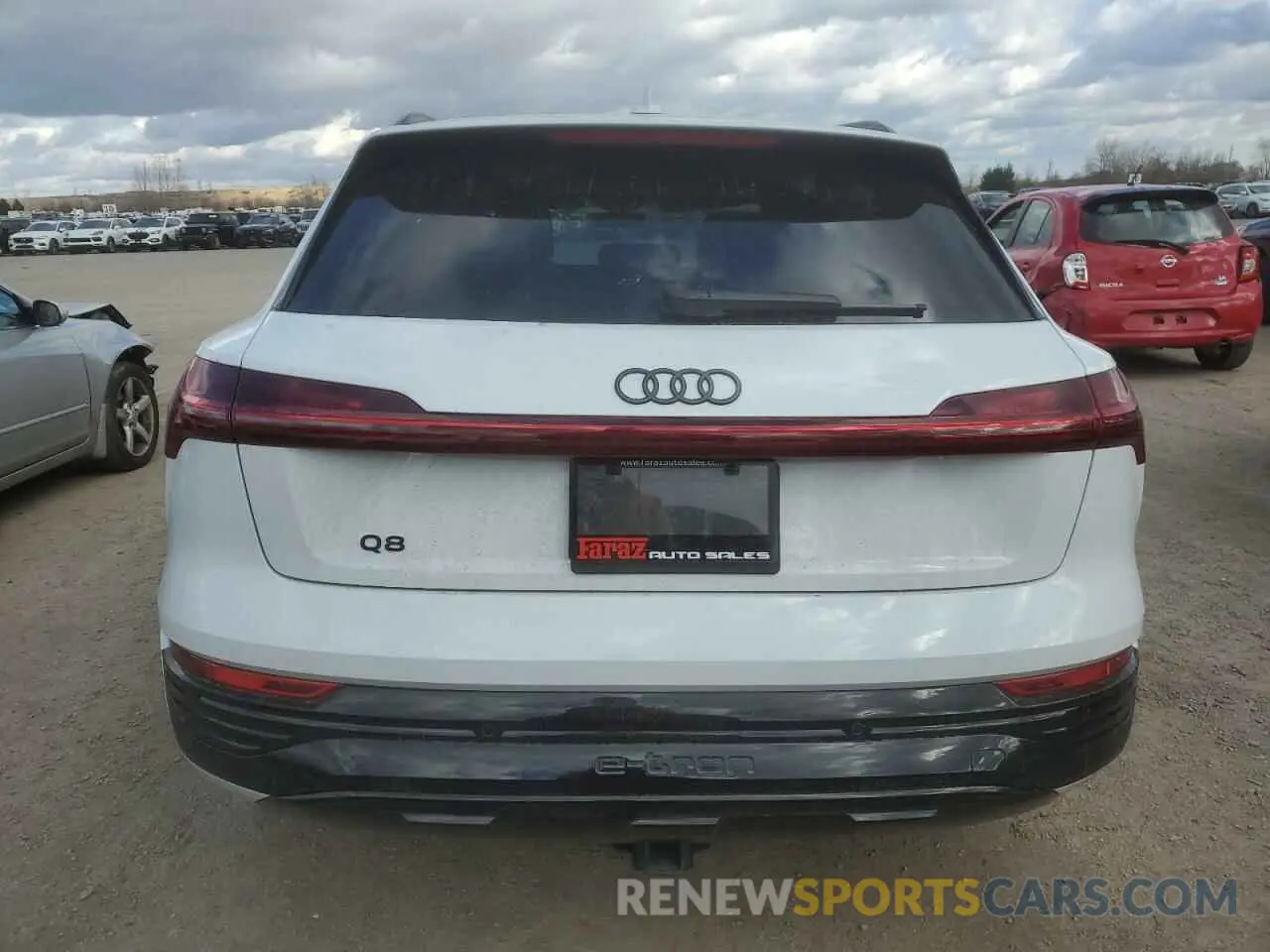 6 fotografías del automóvil dañado WA14ABGEXRB041355 AUDI Q8 E-TRON 2024