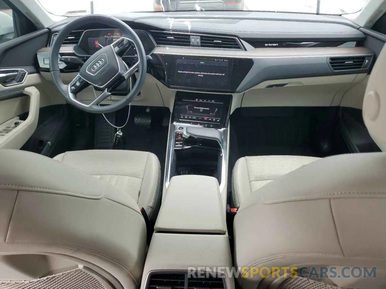 8 fotografías del automóvil dañado WA15AAGE0RB007827 AUDI Q8 E-TRON 2024