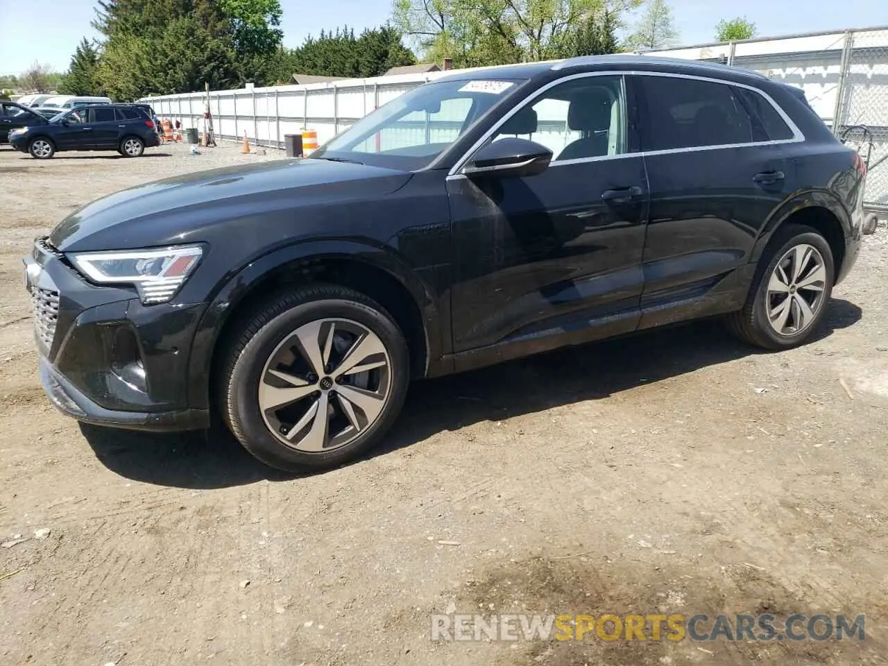 1 fotografías del automóvil dañado WA15AAGE0RB033134 AUDI Q8 E-TRON 2024