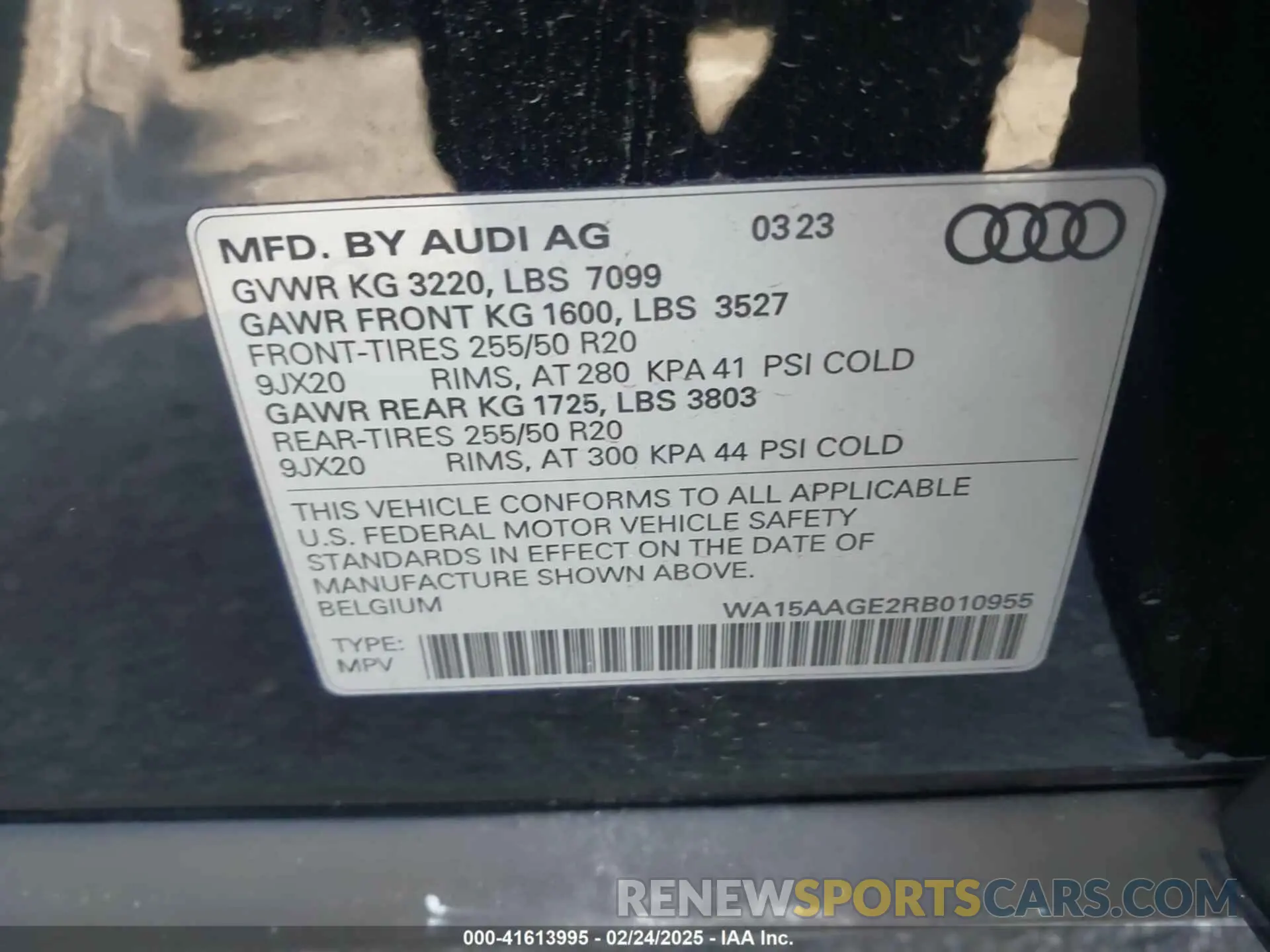 9 fotografías del automóvil dañado WA15AAGE2RB010955 AUDI Q8 E-TRON 2024