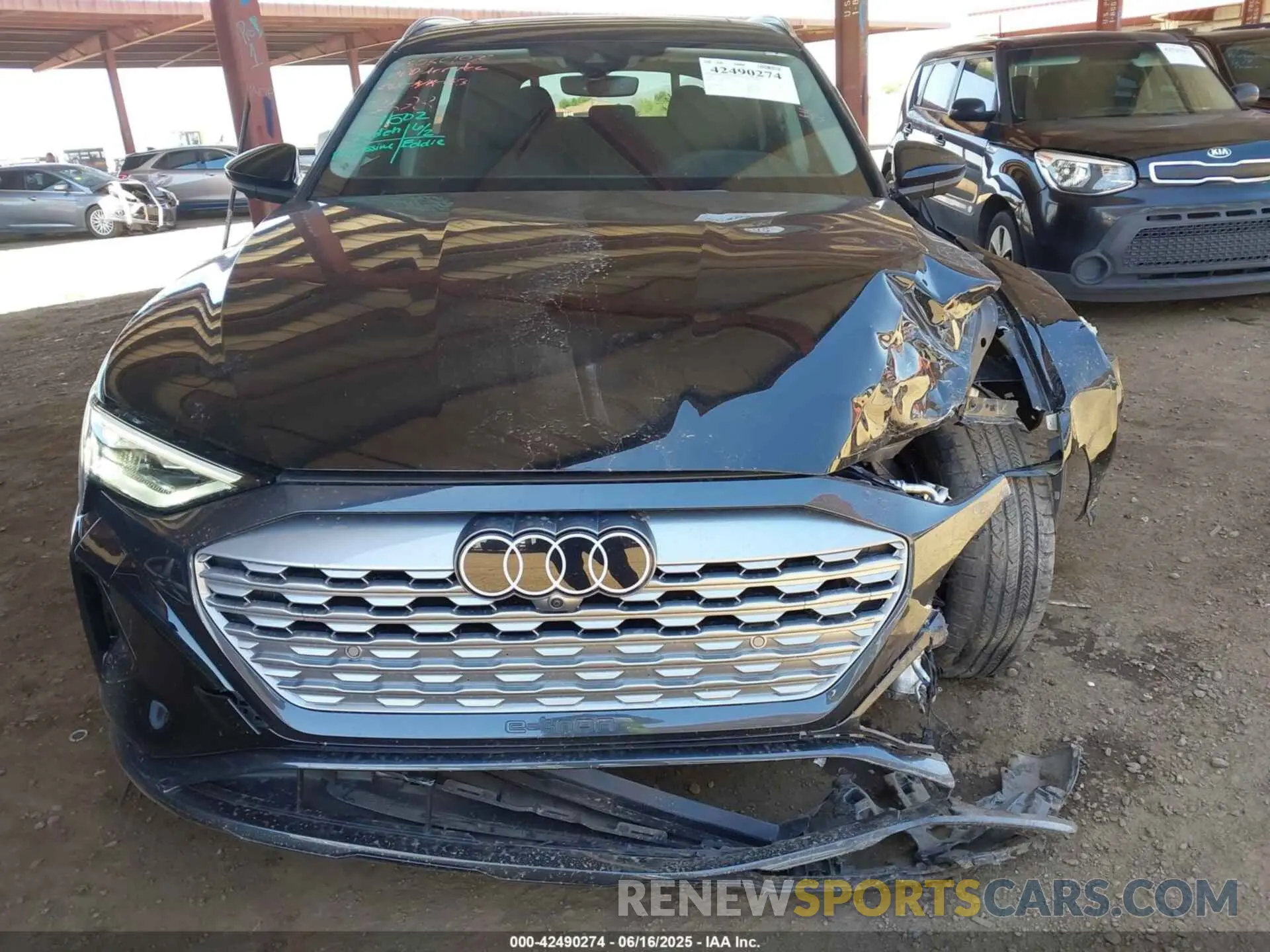 6 fotografías del automóvil dañado WA15AAGE2RB033698 AUDI Q8 E-TRON 2024