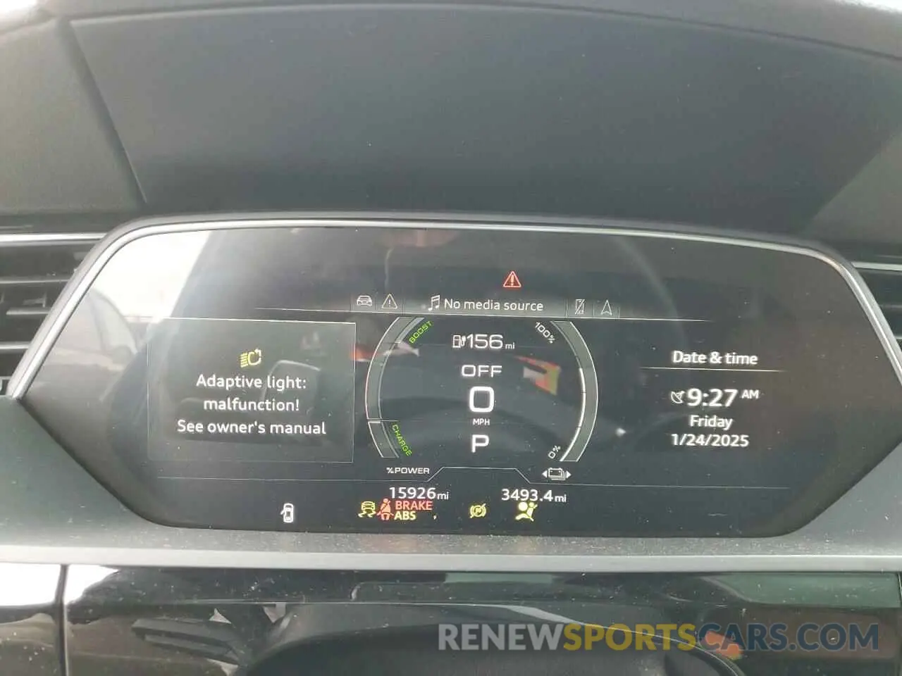 9 fotografías del automóvil dañado WA15AAGE3RB027165 AUDI Q8 E-TRON 2024