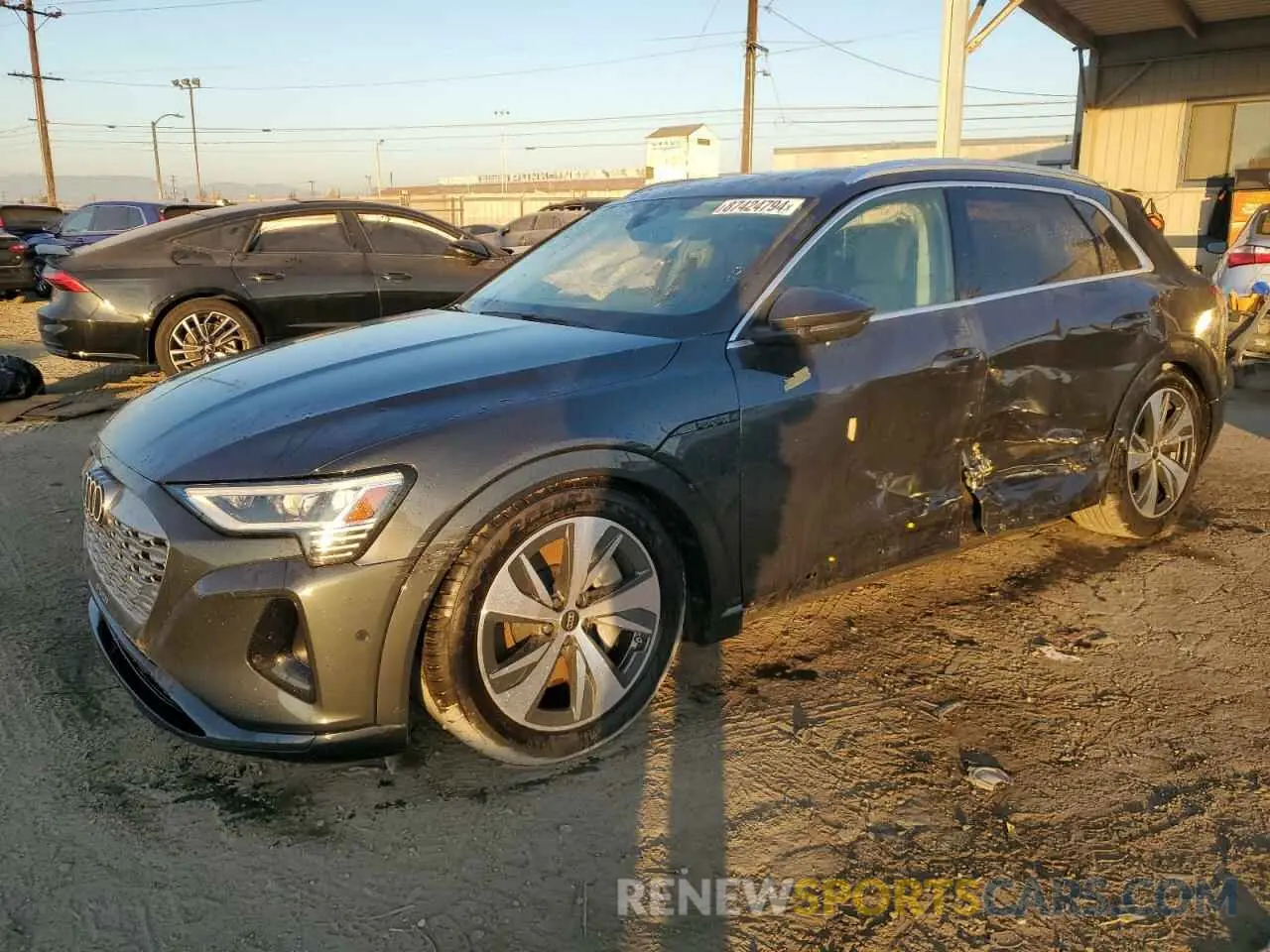 1 fotografías del automóvil dañado WA15AAGE9RB043046 AUDI Q8 E-TRON 2024