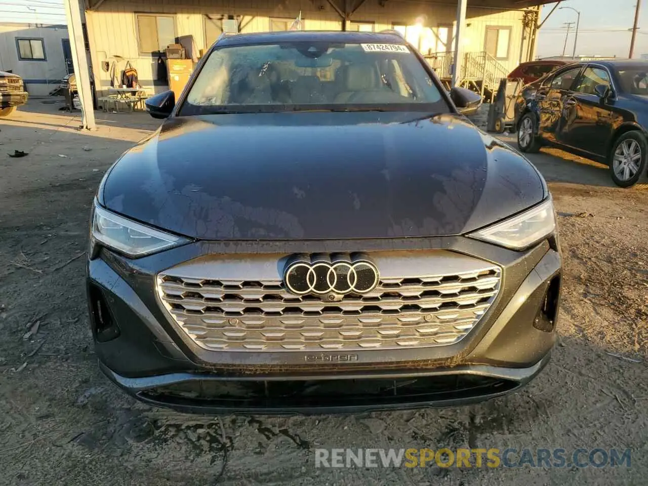 5 fotografías del automóvil dañado WA15AAGE9RB043046 AUDI Q8 E-TRON 2024