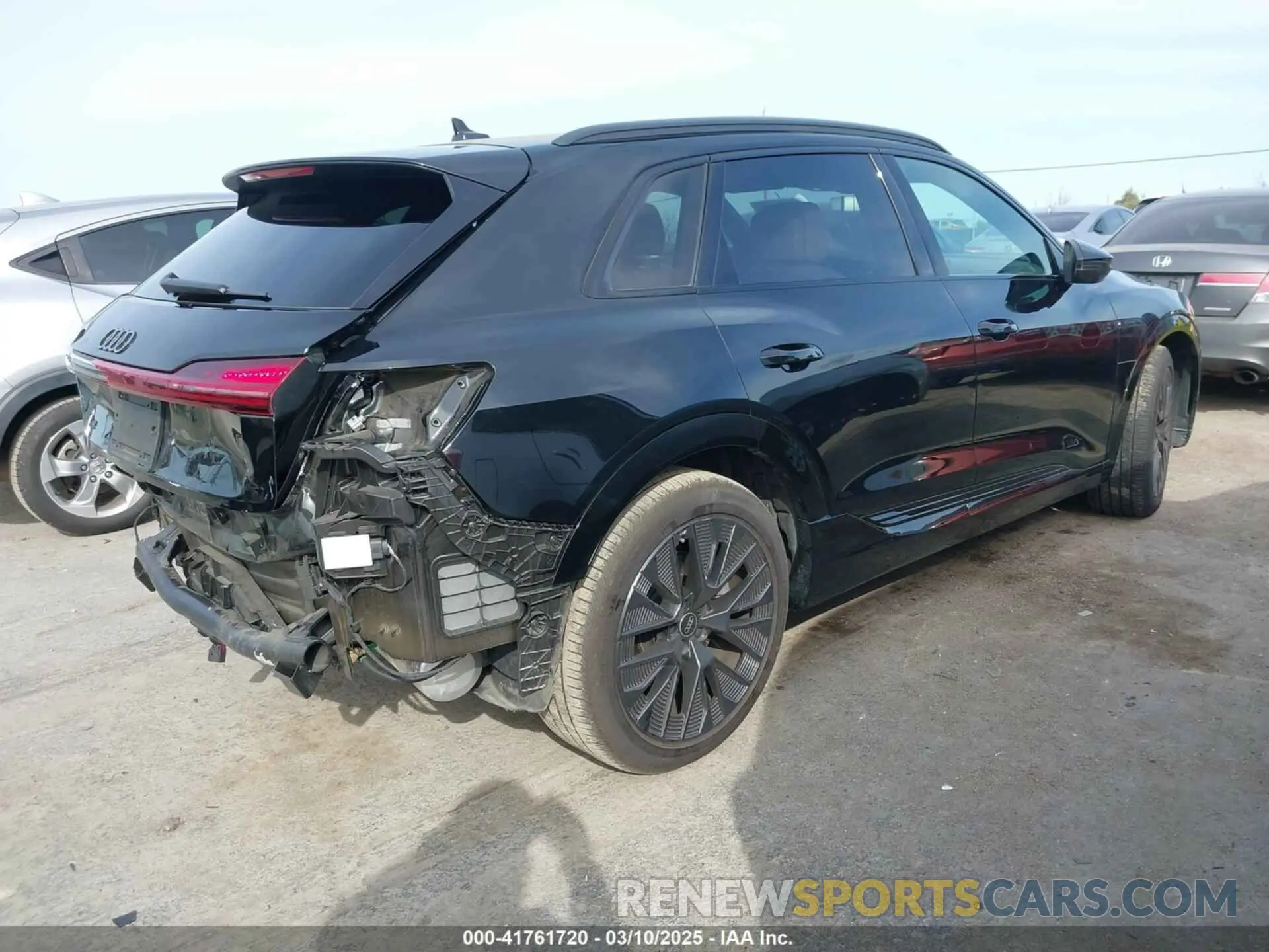 4 fotografías del automóvil dañado WA16AAGE2RB031437 AUDI Q8 E-TRON 2024