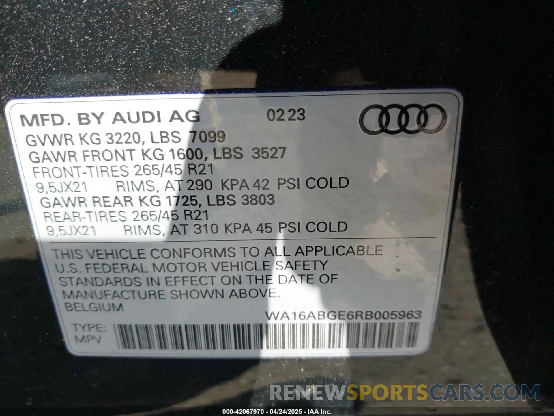 9 fotografías del automóvil dañado WA16ABGE6RB005963 AUDI Q8 E-TRON 2024