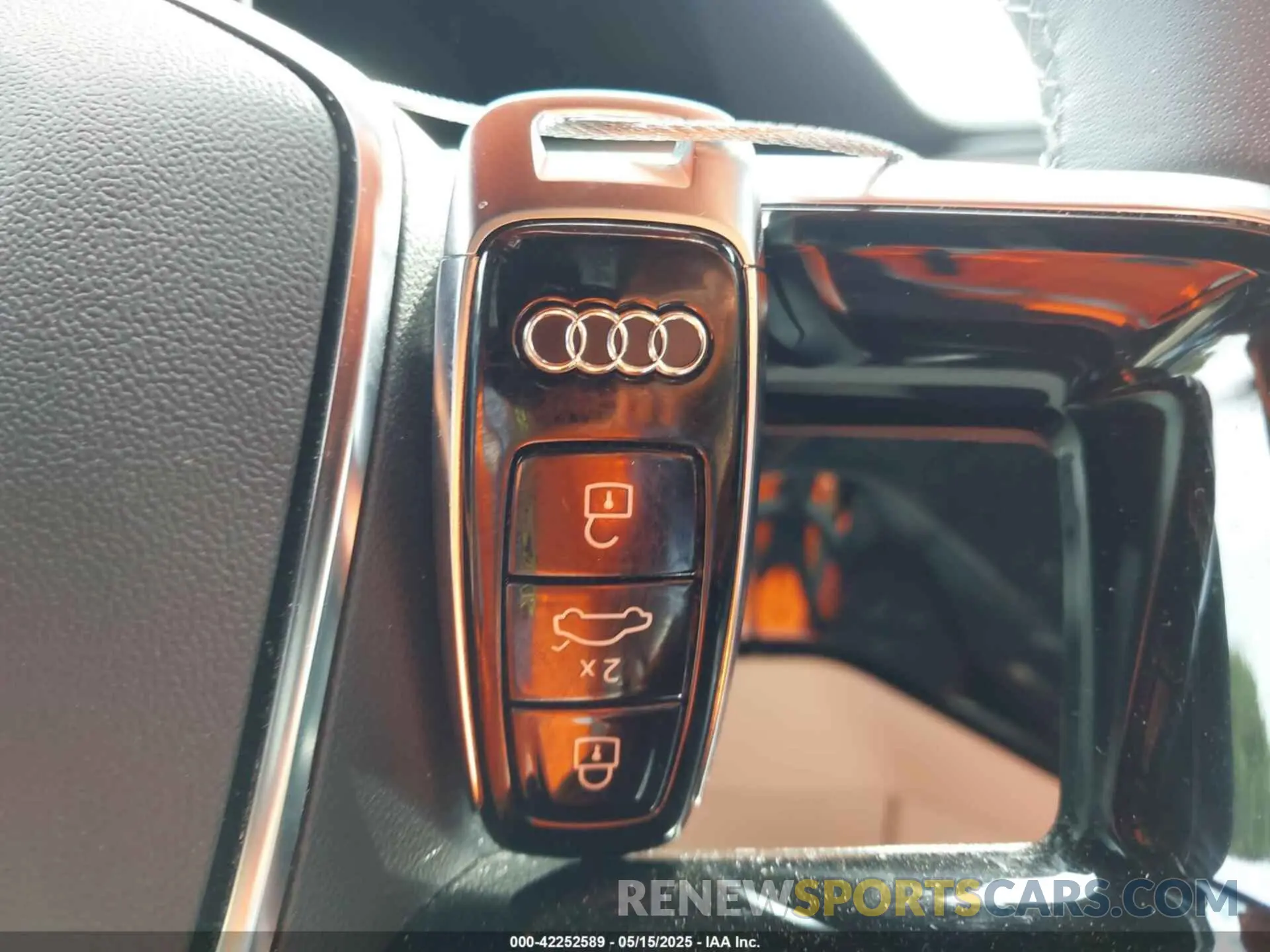 11 fotografías del automóvil dañado WA1CAAGE3RB005383 AUDI Q8 E-TRON 2024