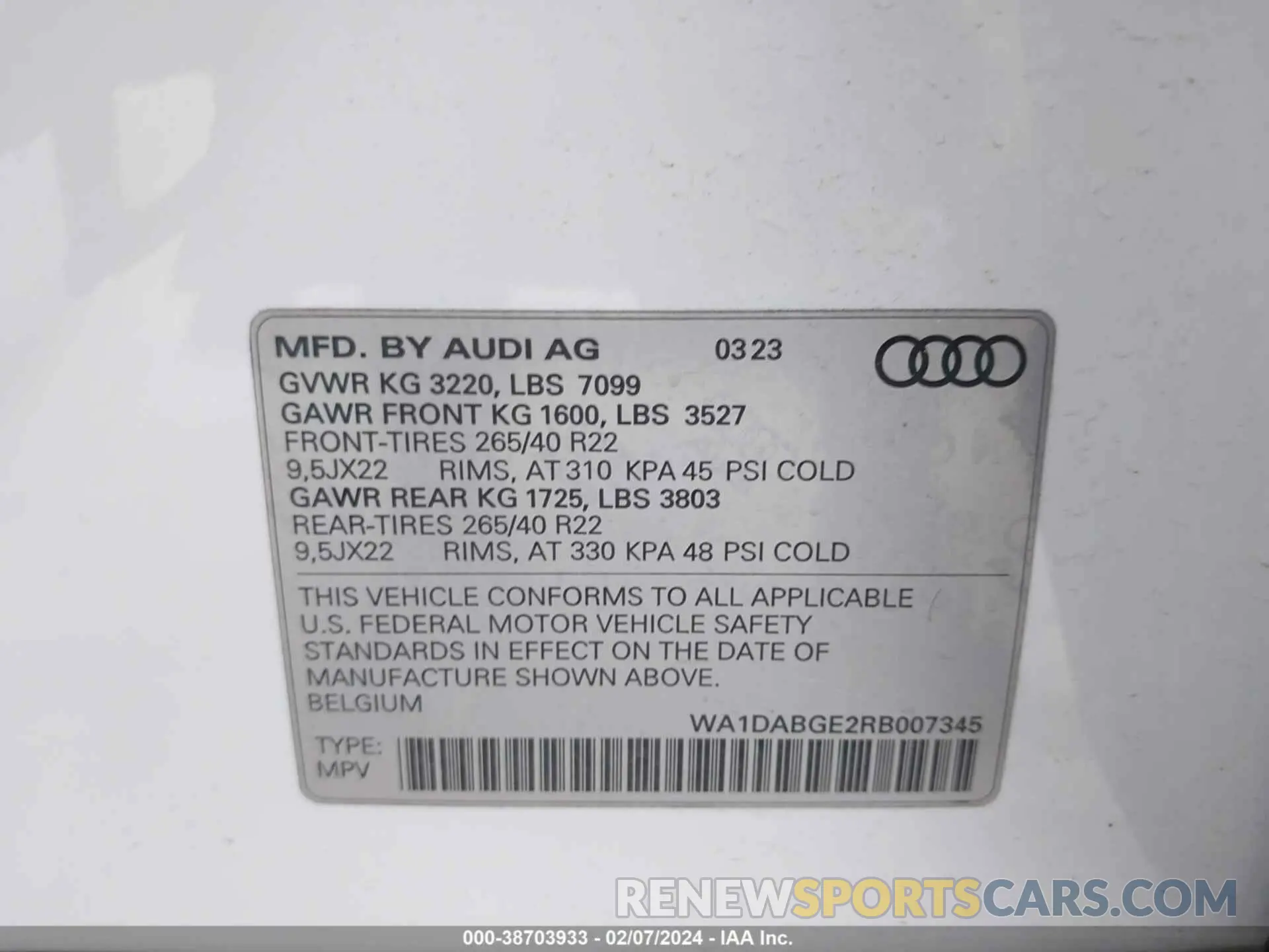9 fotografías del automóvil dañado WA1DABGE2RB007345 AUDI Q8 E-TRON 2024