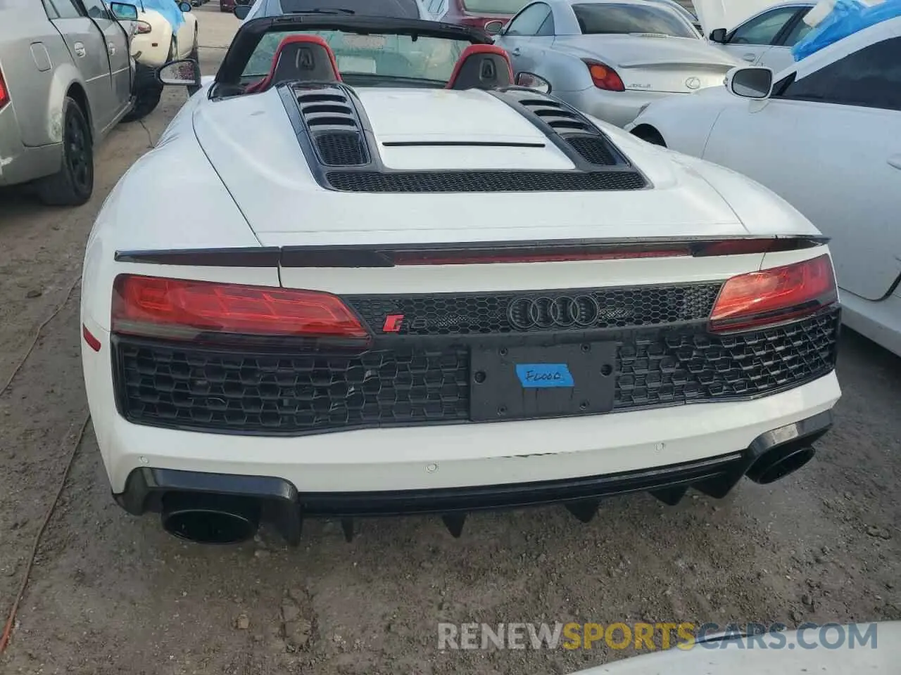 6 fotografías del automóvil dañado WUA4BCFX3L7901606 AUDI R8 2020