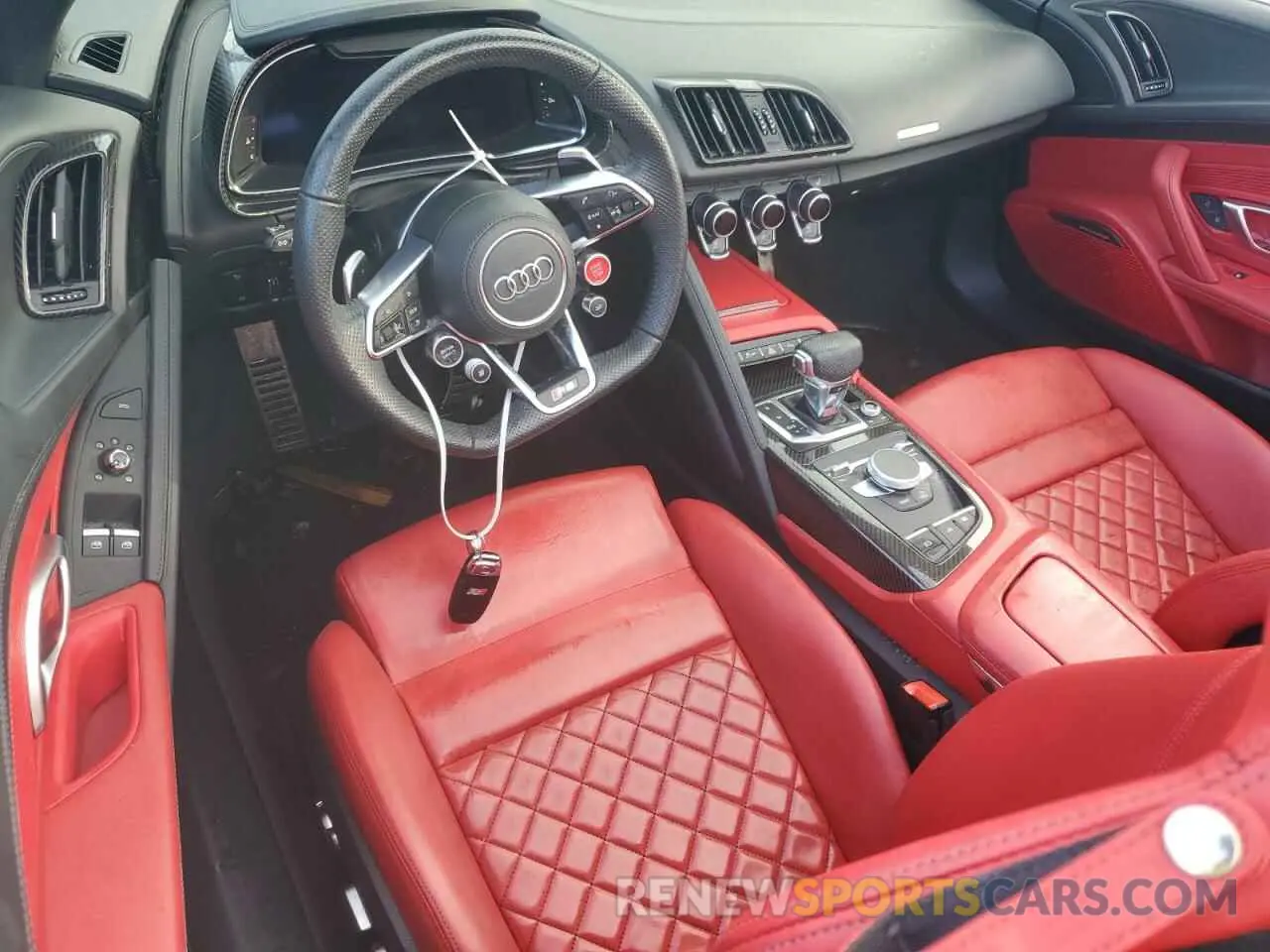 8 fotografías del automóvil dañado WUA4BCFX3L7901606 AUDI R8 2020