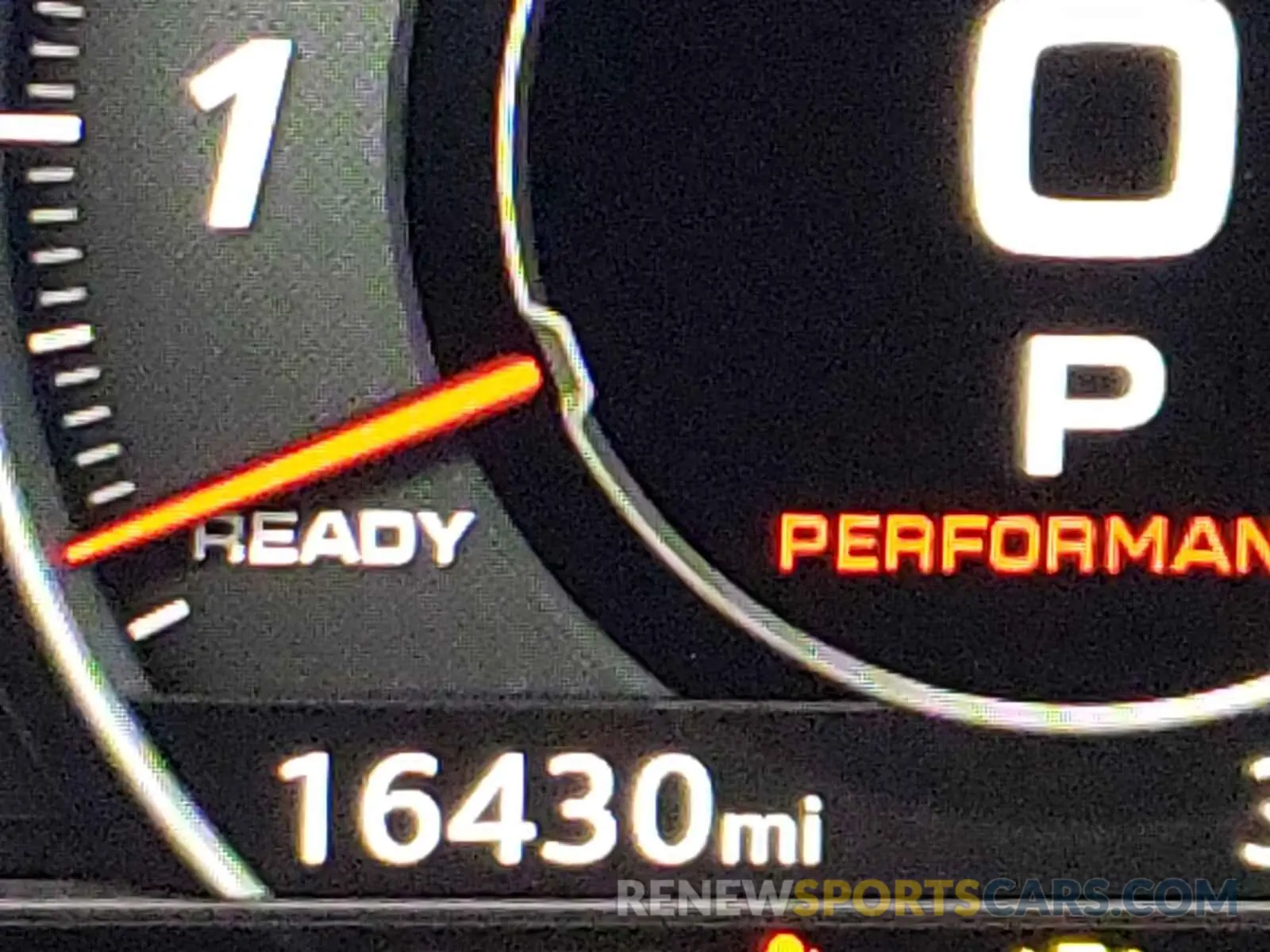 8 fotografías del automóvil dañado WUAKBAFX0L7900554 AUDI R8 2020