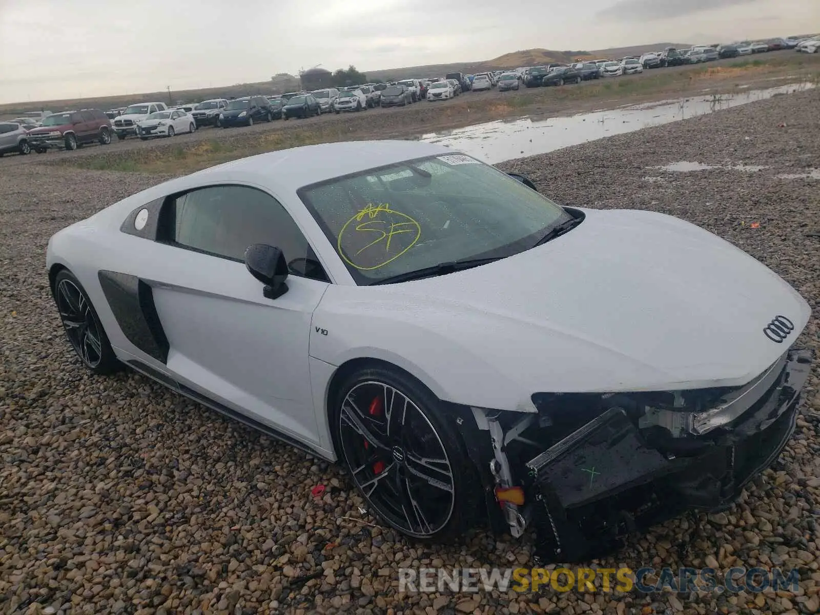 1 fotografías del automóvil dañado WUAKBAFX9L7900195 AUDI R8 2020