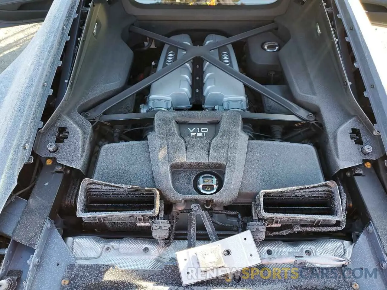 12 fotografías del automóvil dañado WUABAAFX8M7900919 AUDI R8 2021