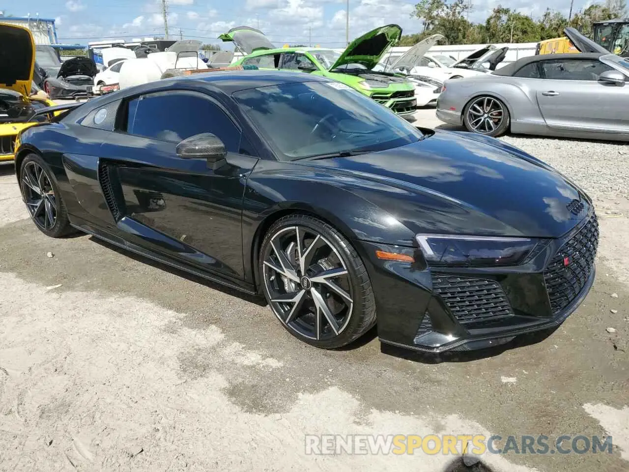 4 fotografías del automóvil dañado WUAKBAFX6M7901404 AUDI R8 2021