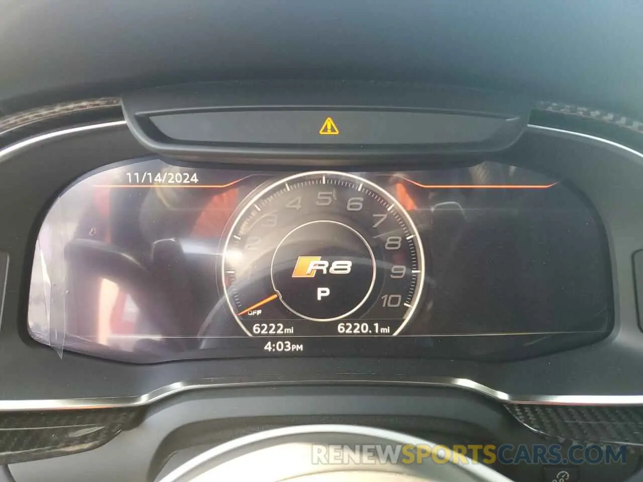 9 fotografías del automóvil dañado WUACEAFX6P7902424 AUDI R8 2023