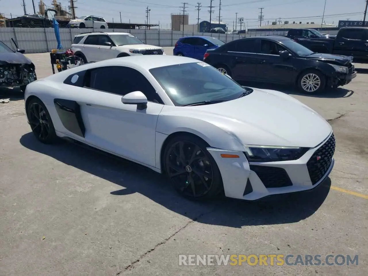 4 fotografías del automóvil dañado WUACEAFX9P7900103 AUDI R8 2023