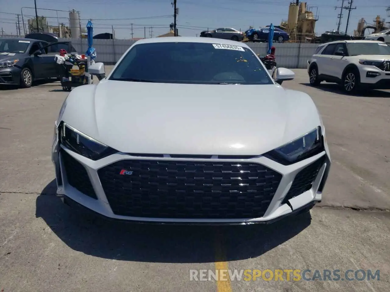 5 fotografías del automóvil dañado WUACEAFX9P7900103 AUDI R8 2023