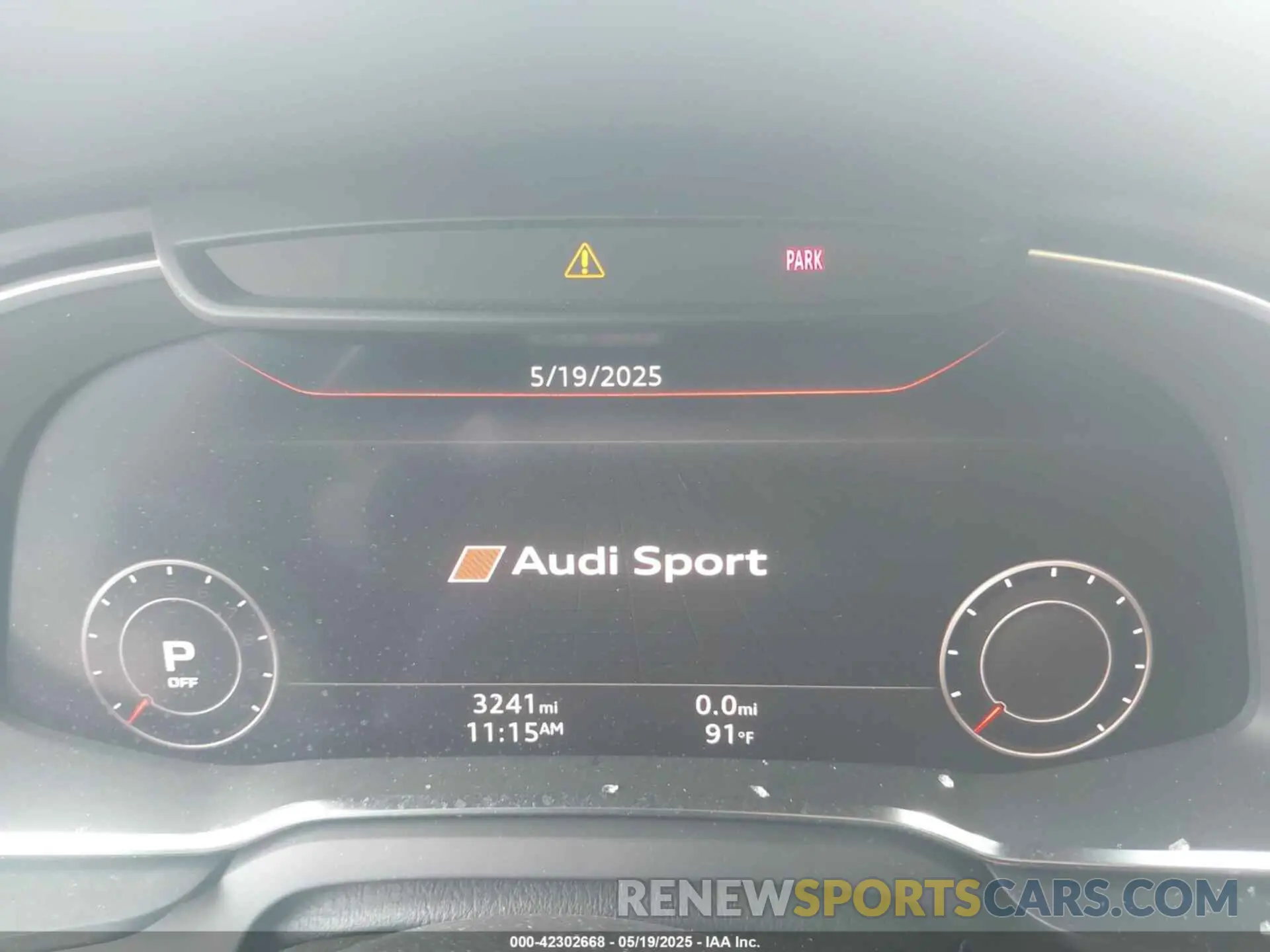 7 fotografías del automóvil dañado WUACEAFX9P7900280 AUDI R8 2023