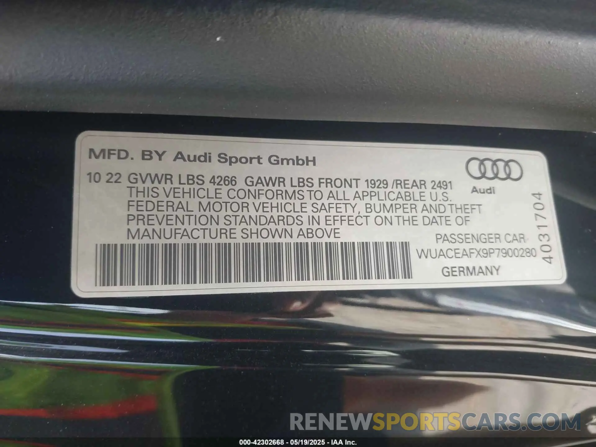 9 fotografías del automóvil dañado WUACEAFX9P7900280 AUDI R8 2023