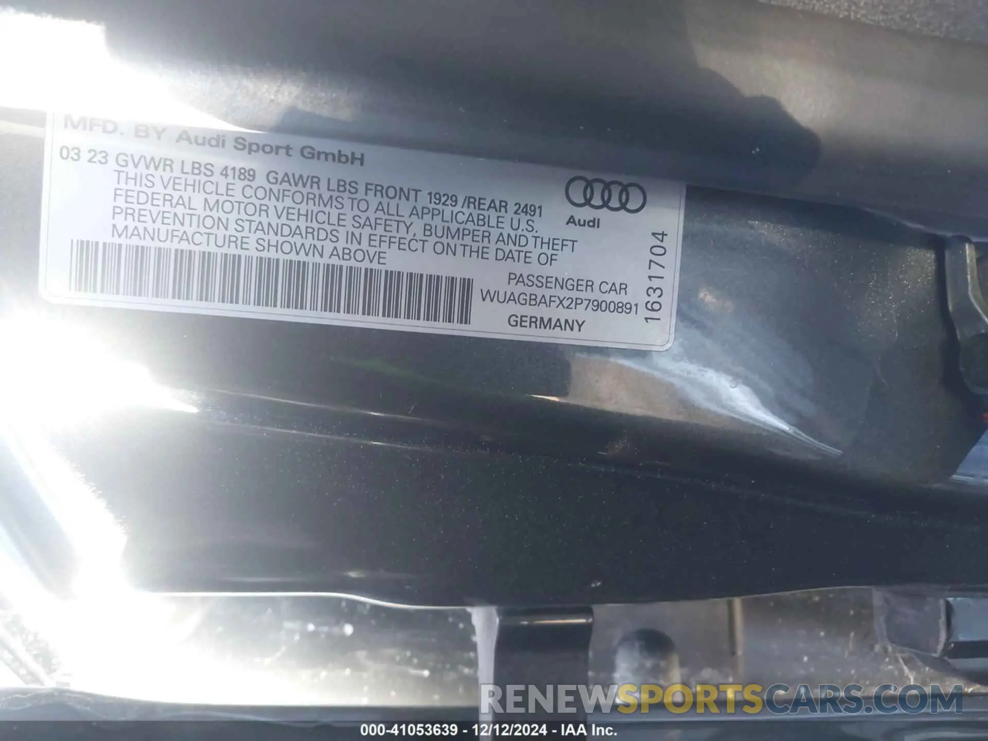 9 fotografías del automóvil dañado WUAGBAFX2P7900891 AUDI R8 2023