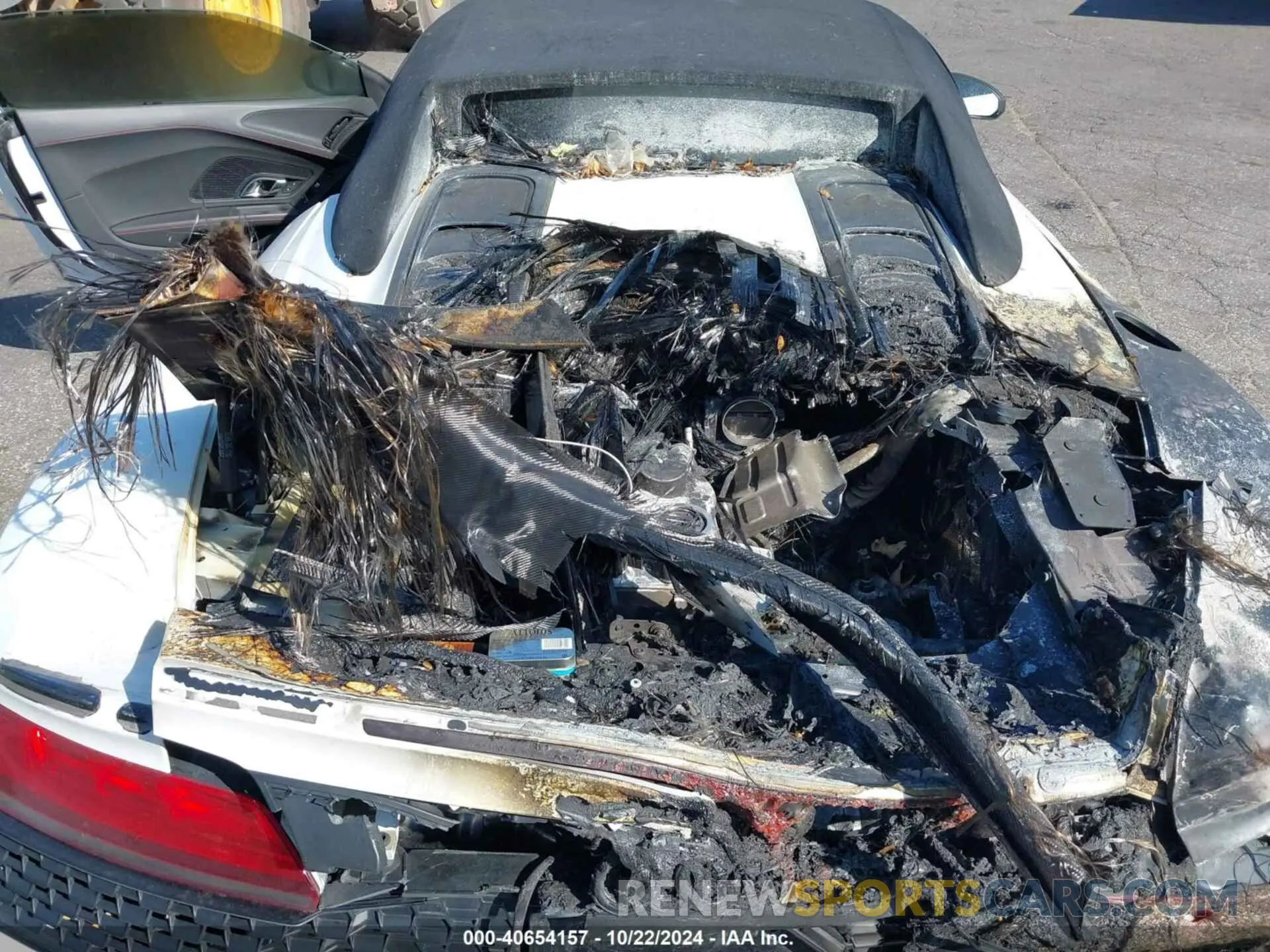 10 fotografías del automóvil dañado WUA4BCFX5M7901091 AUDI R8 SPYDER 2021