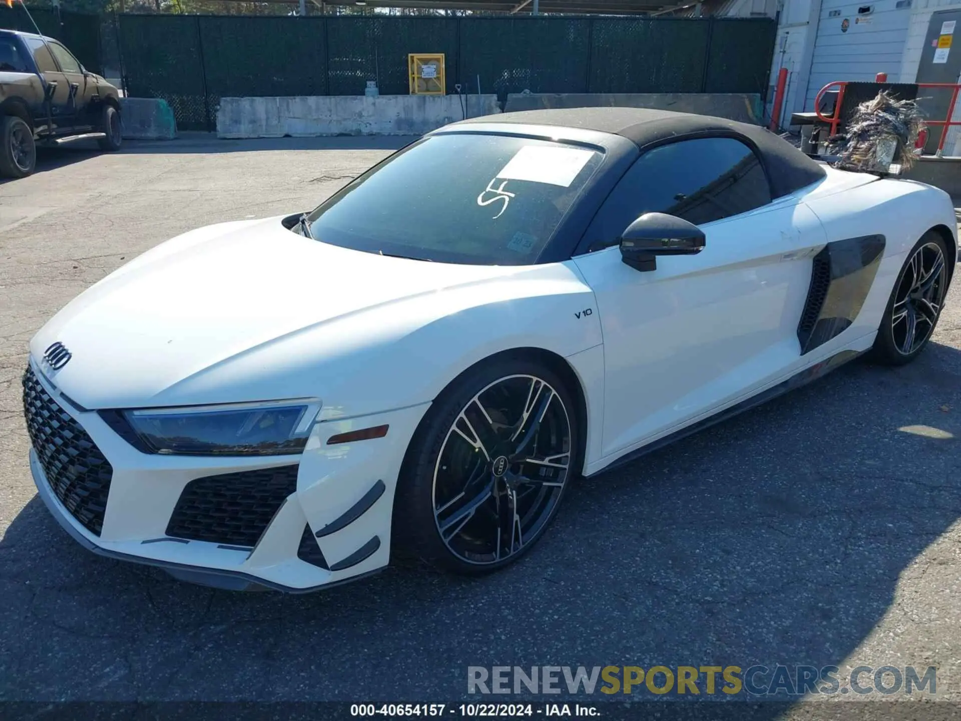 2 fotografías del automóvil dañado WUA4BCFX5M7901091 AUDI R8 SPYDER 2021
