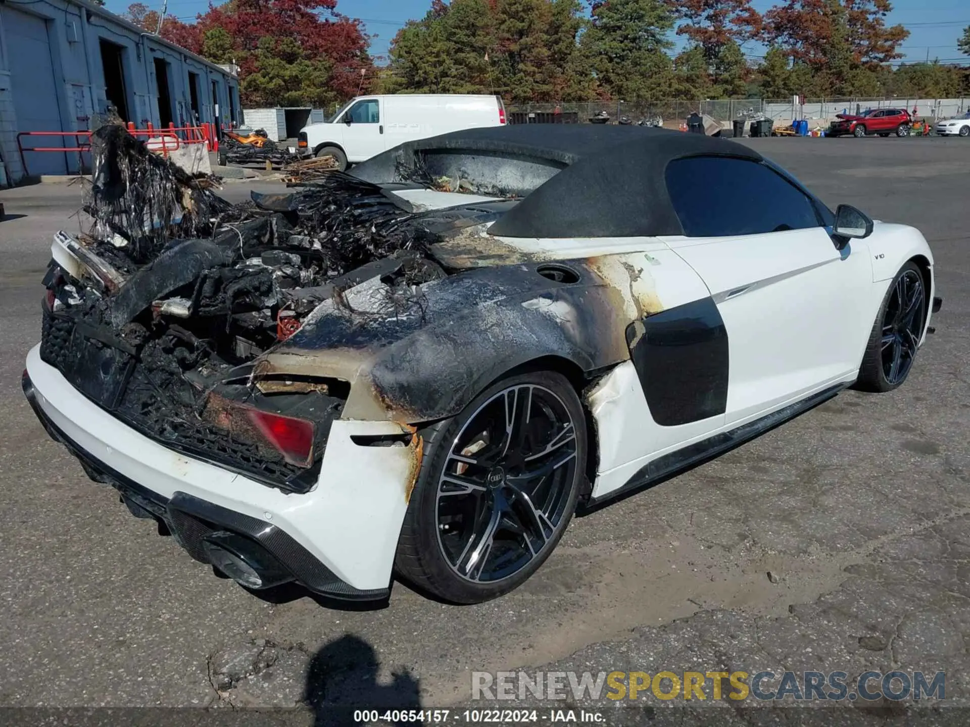 4 fotografías del automóvil dañado WUA4BCFX5M7901091 AUDI R8 SPYDER 2021